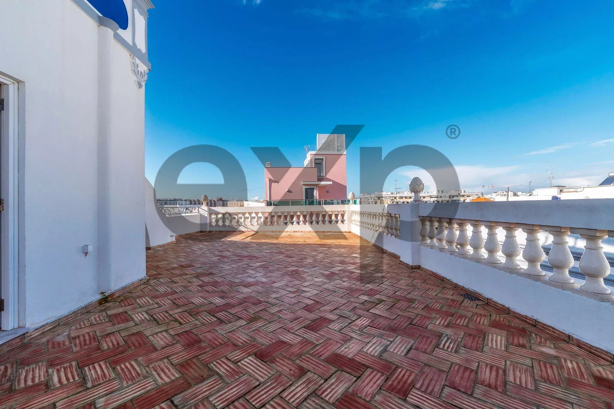 Stunning large‑scale residence in the heart of Olhão 86652828 image 63