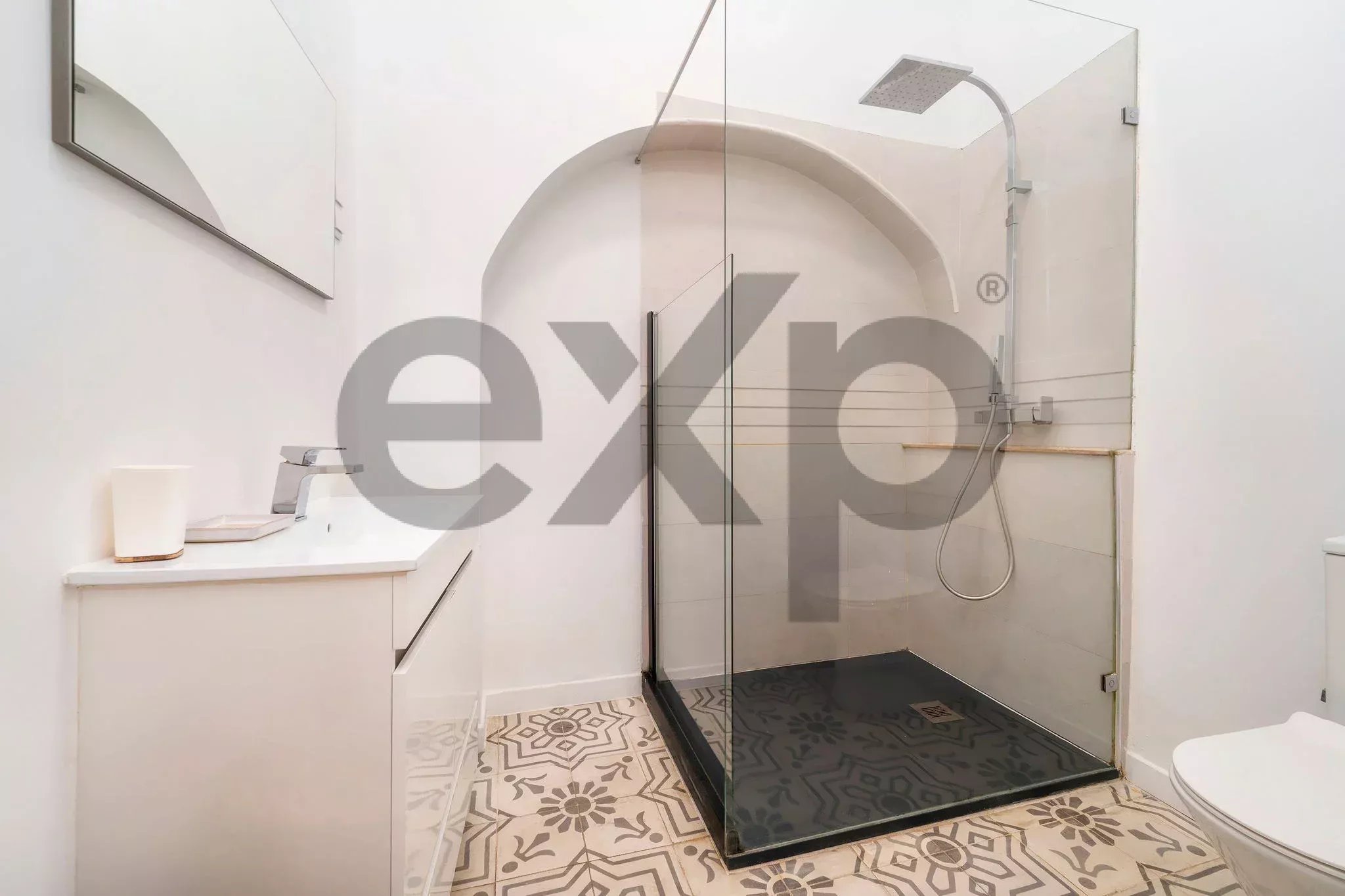 Stunning large‑scale residence in the heart of Olhão 86652828 image 27