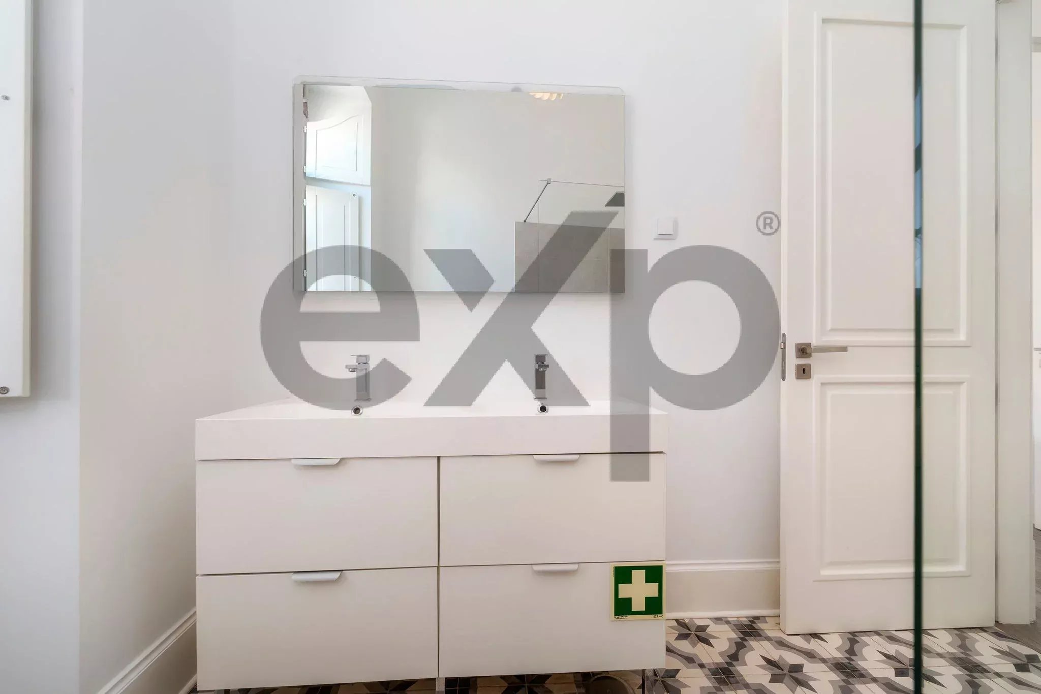 Stunning large‑scale residence in the heart of Olhão 86652828 image 62
