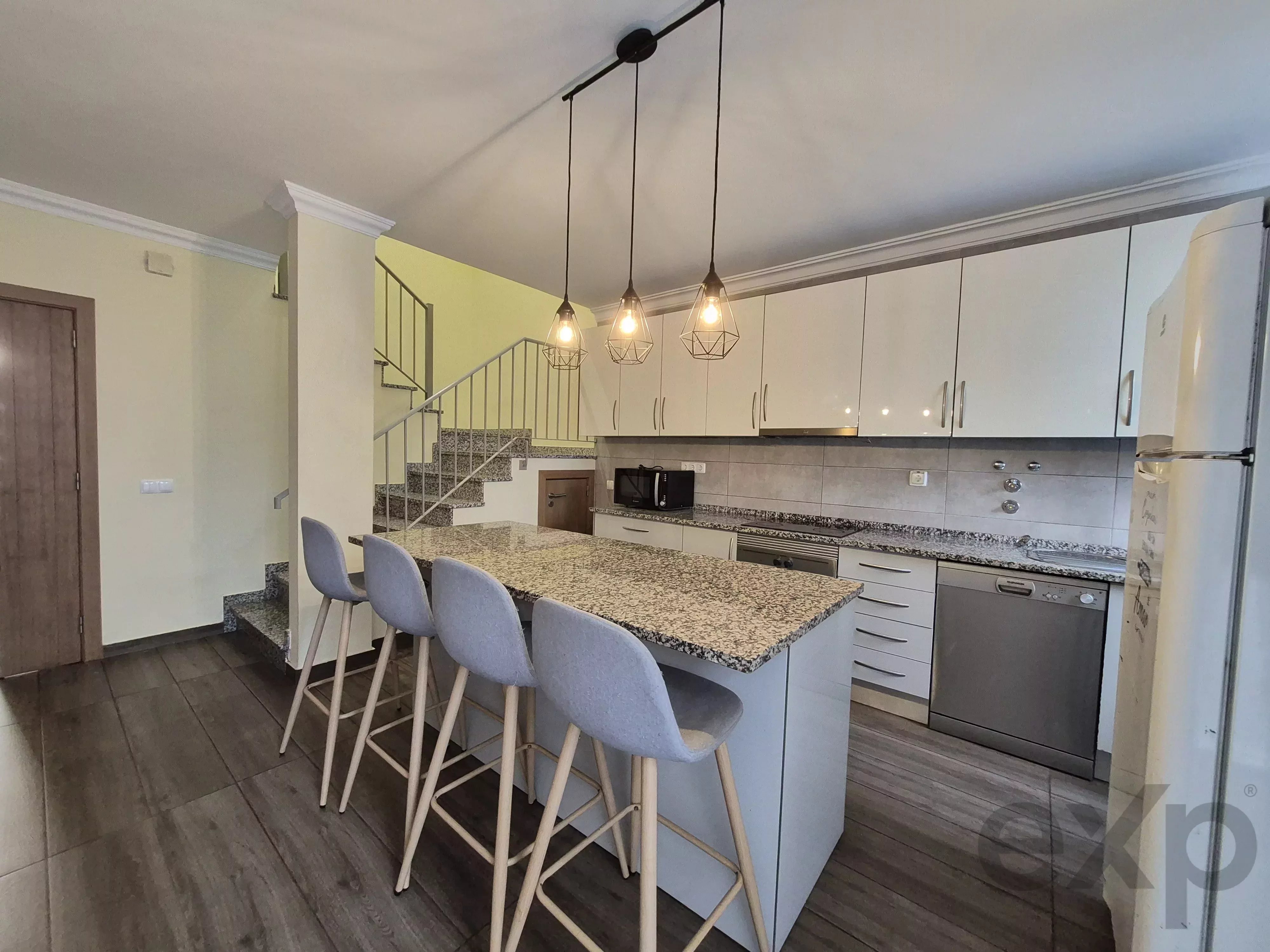 Portimão (centre) Detached House – 3 Bedrooms + 1 Living Area 86654812 image 9