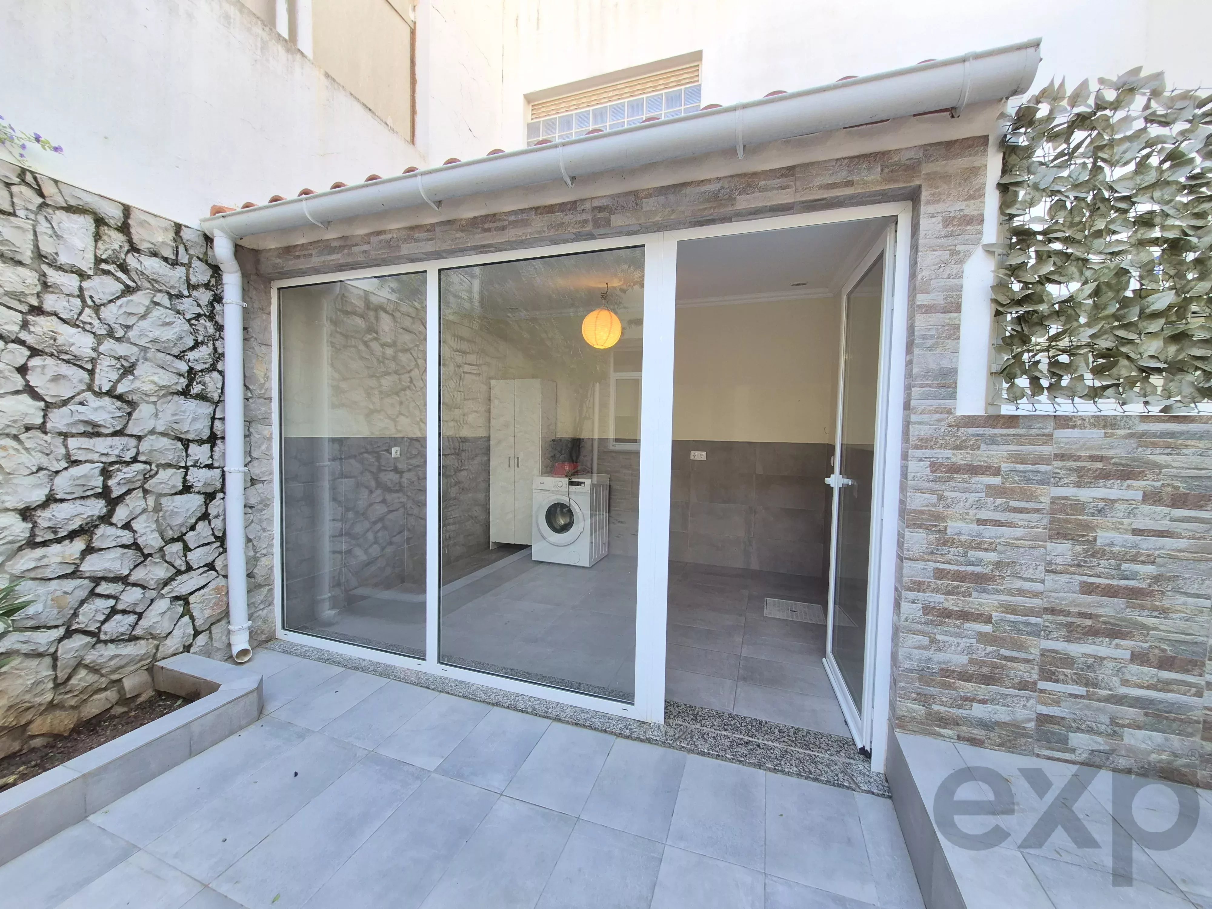 Portimão (centre) Detached House – 3 Bedrooms + 1 Living Area 86654812 image 23