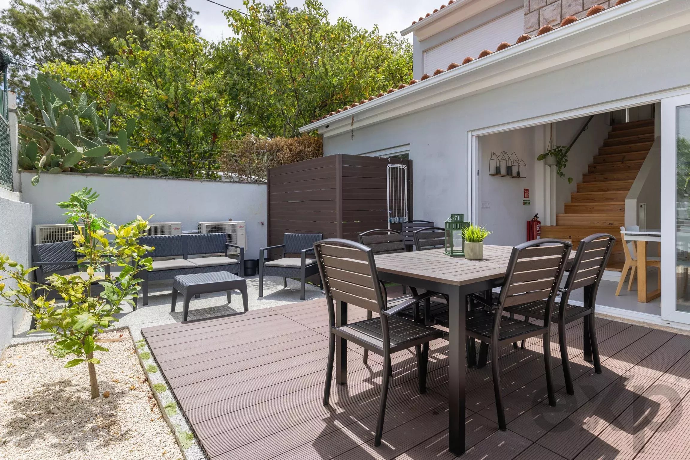 Independent T3 + T1 House, Live in one house and profit from the other 86657122 image 31