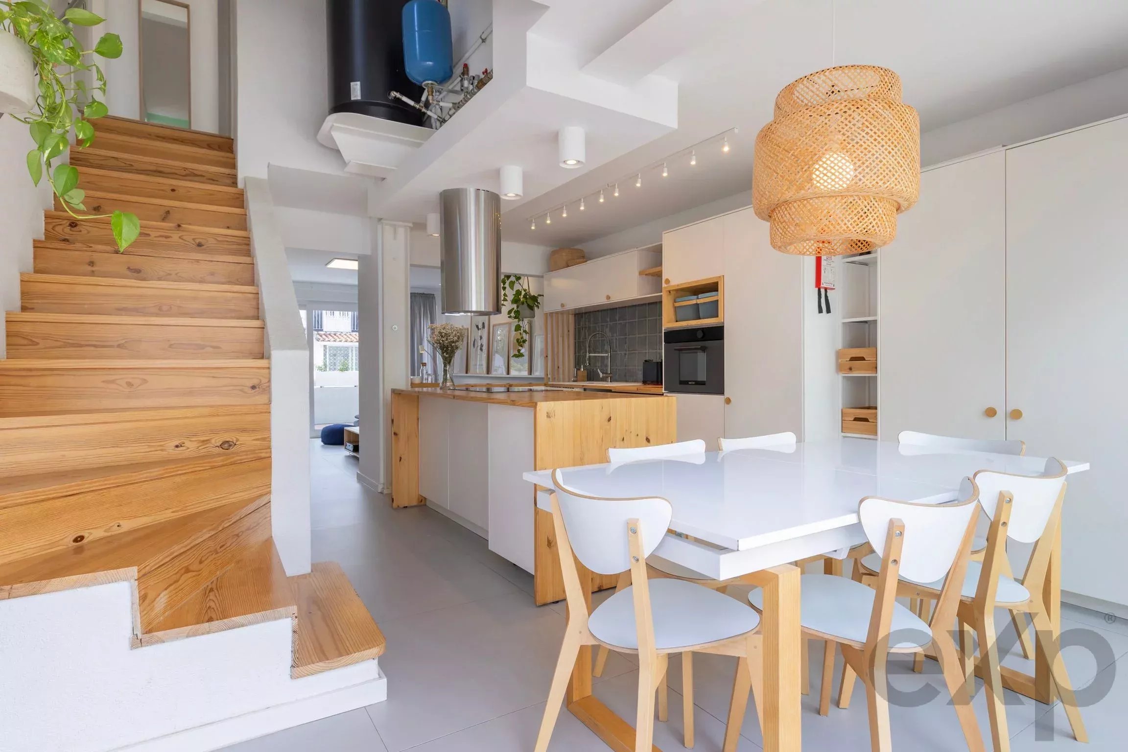 Independent T3 + T1 House, Live in one house and profit from the other 86657122 image 7
