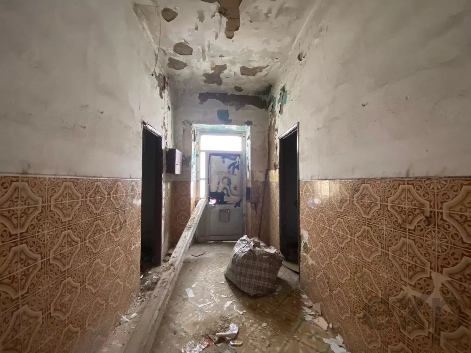 Urban land with ruin for rehabilitation, high potential, historic centre of Quarteira 86657580 image 8