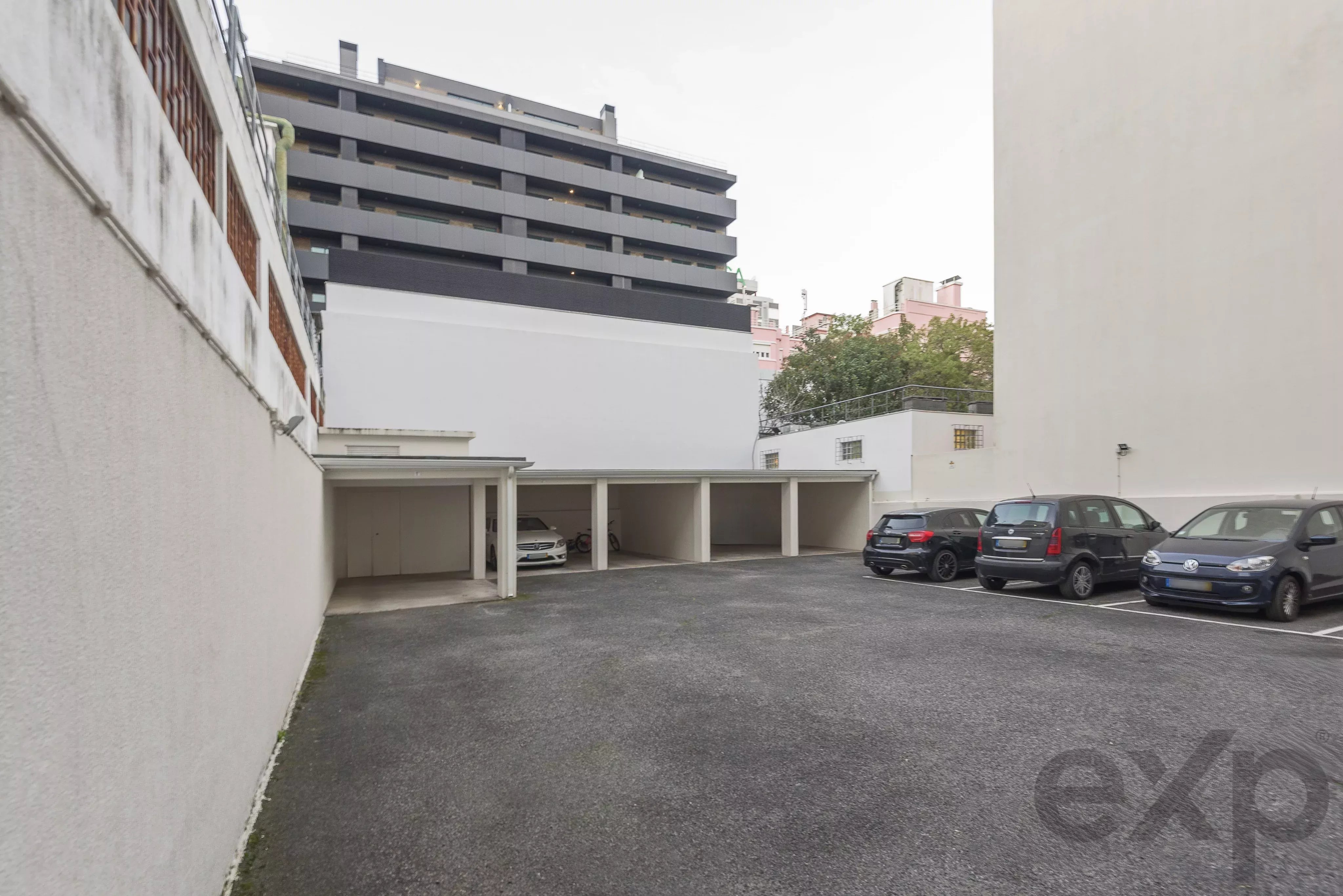 New penthouse, T4+1, total 220 m², 3 balconies and garage 86686469 image 35