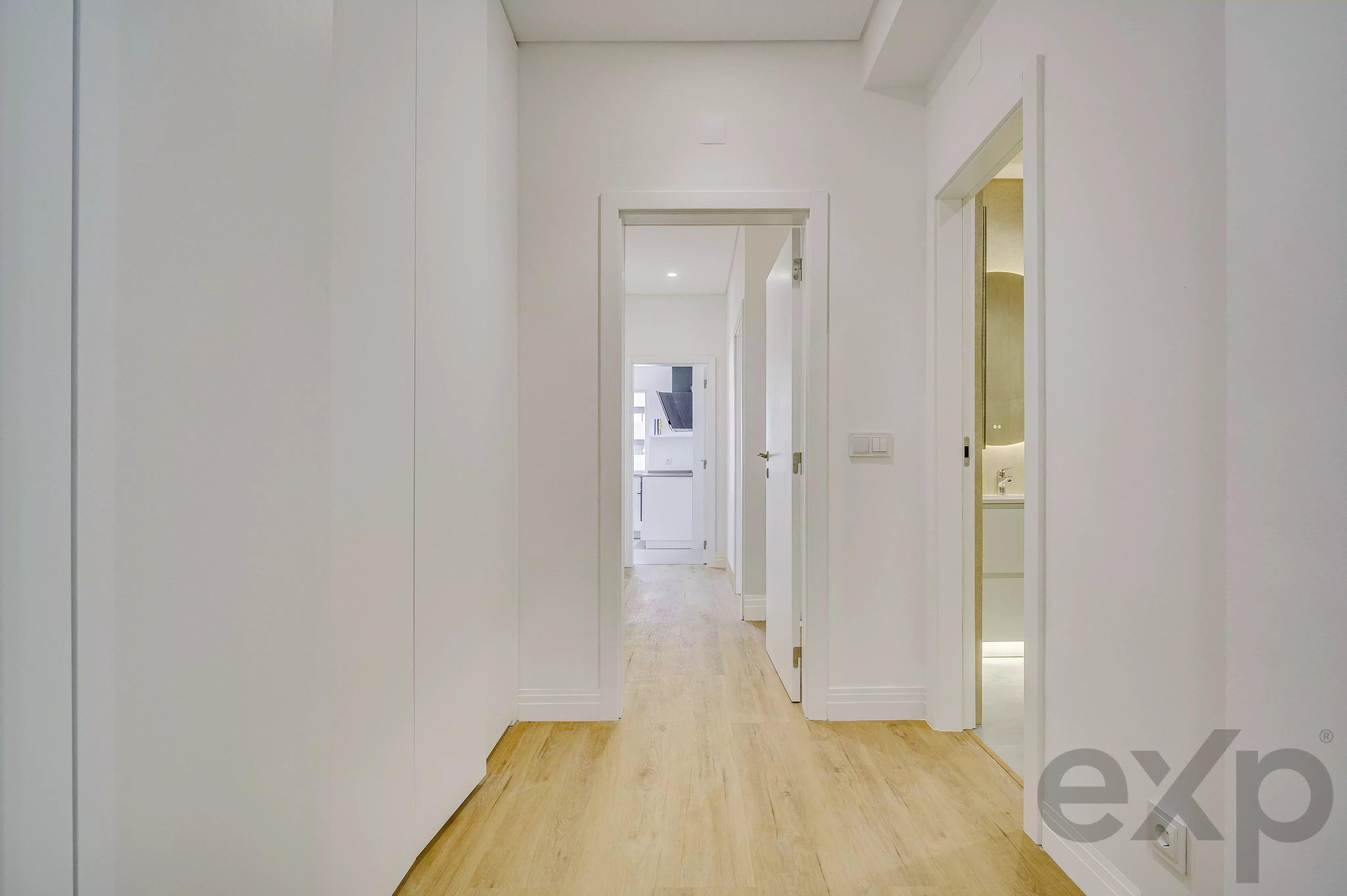 New penthouse, T4+1, total 220 m², 3 balconies and garage 86686469 image 71