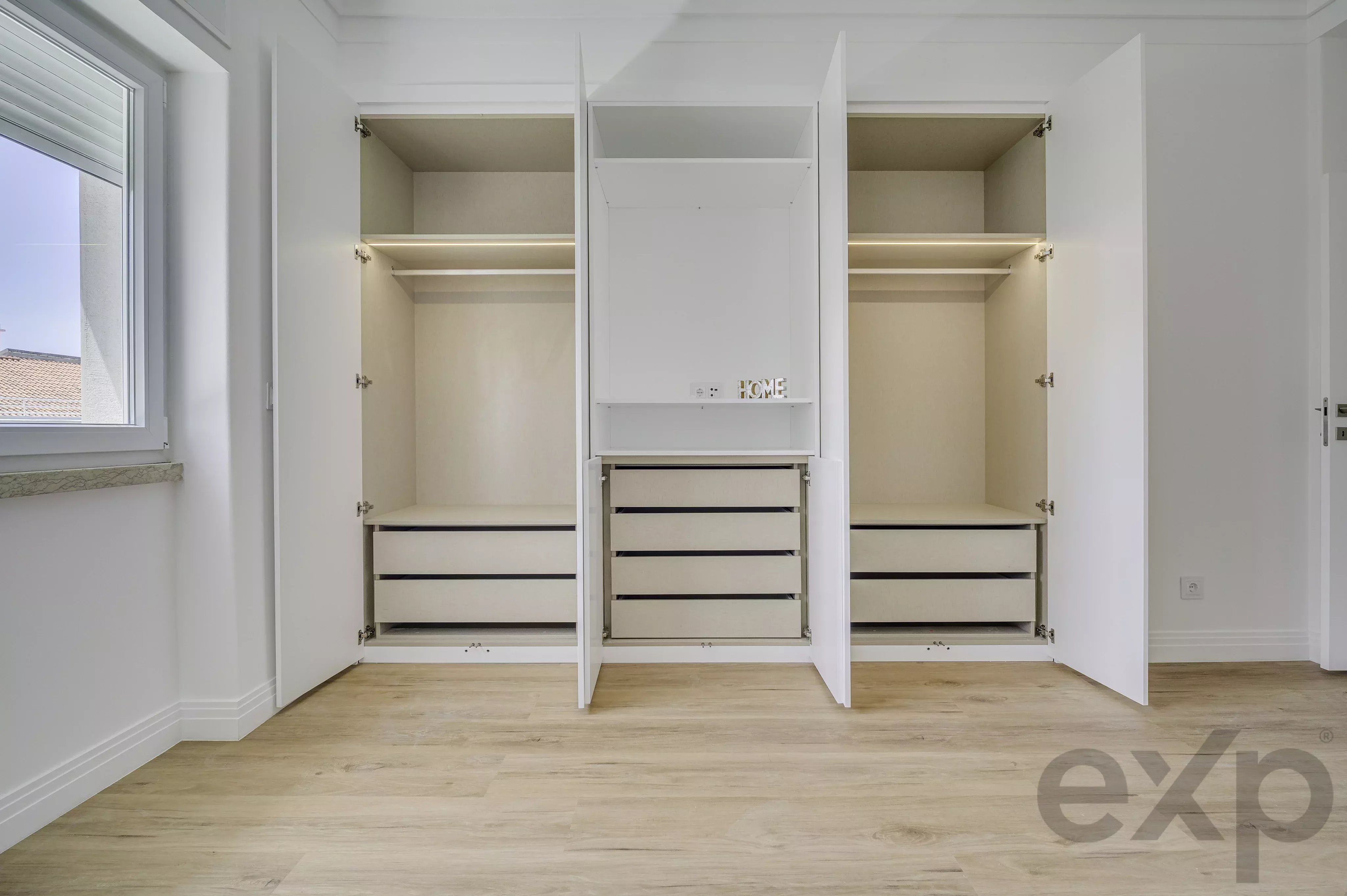 New penthouse, T4+1, total 220 m², 3 balconies and garage 86686469 image 54