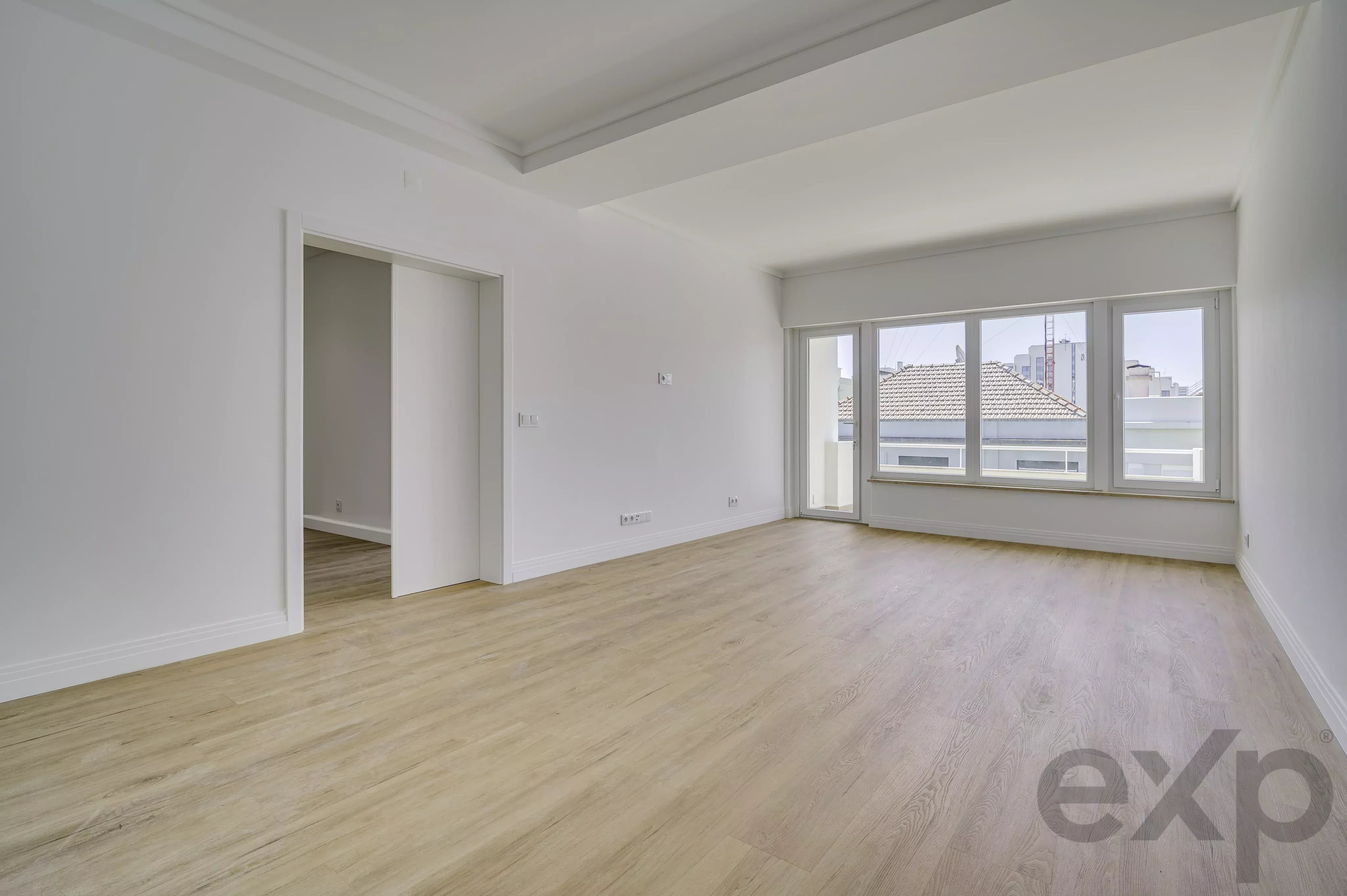 New penthouse, T4+1, total 220 m², 3 balconies and garage 86686469 image 48