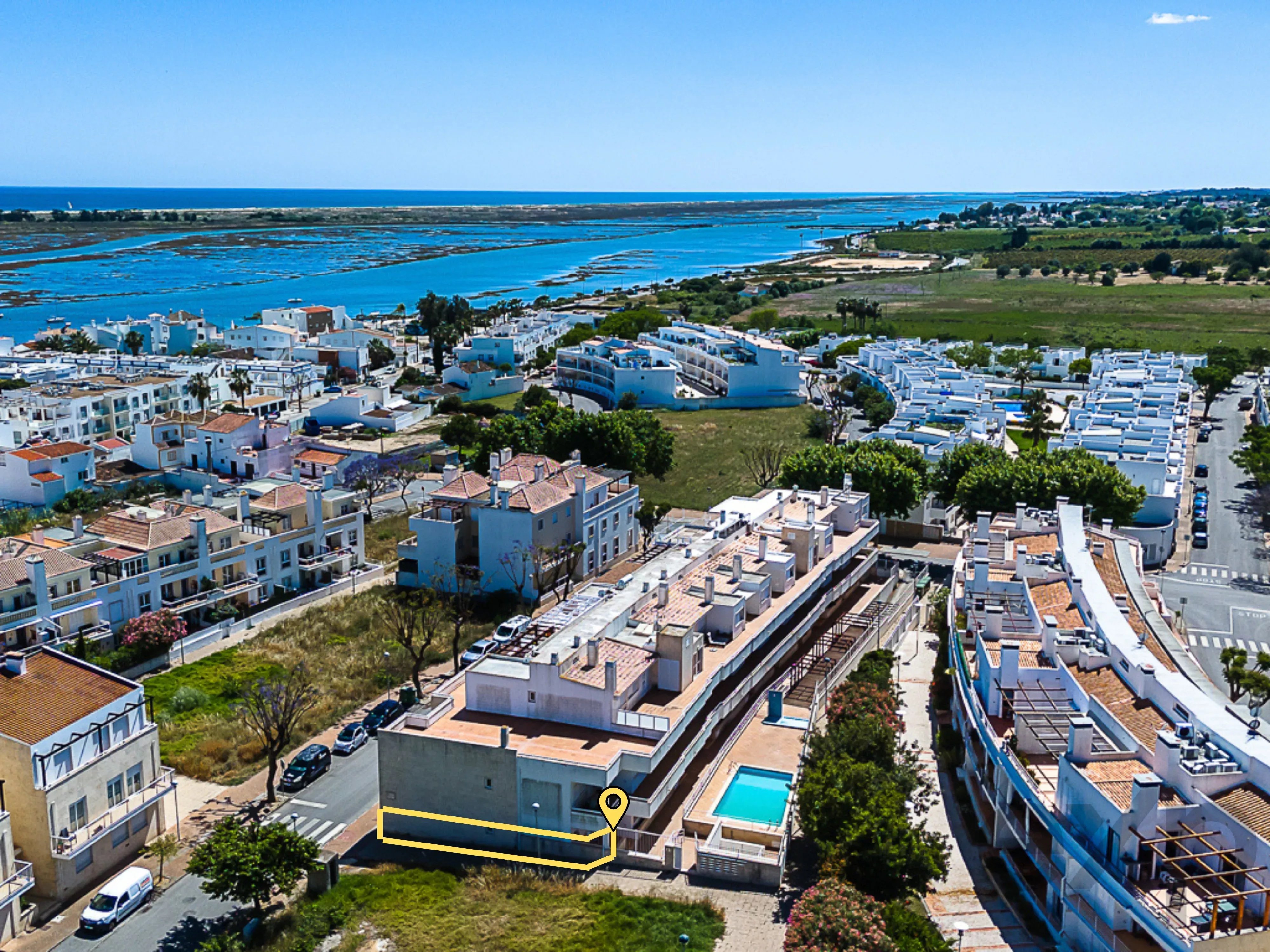 Two‑bedroom apartment with swimming pool, two terraces and parking, located close to Barril Beach 86718467 image 3