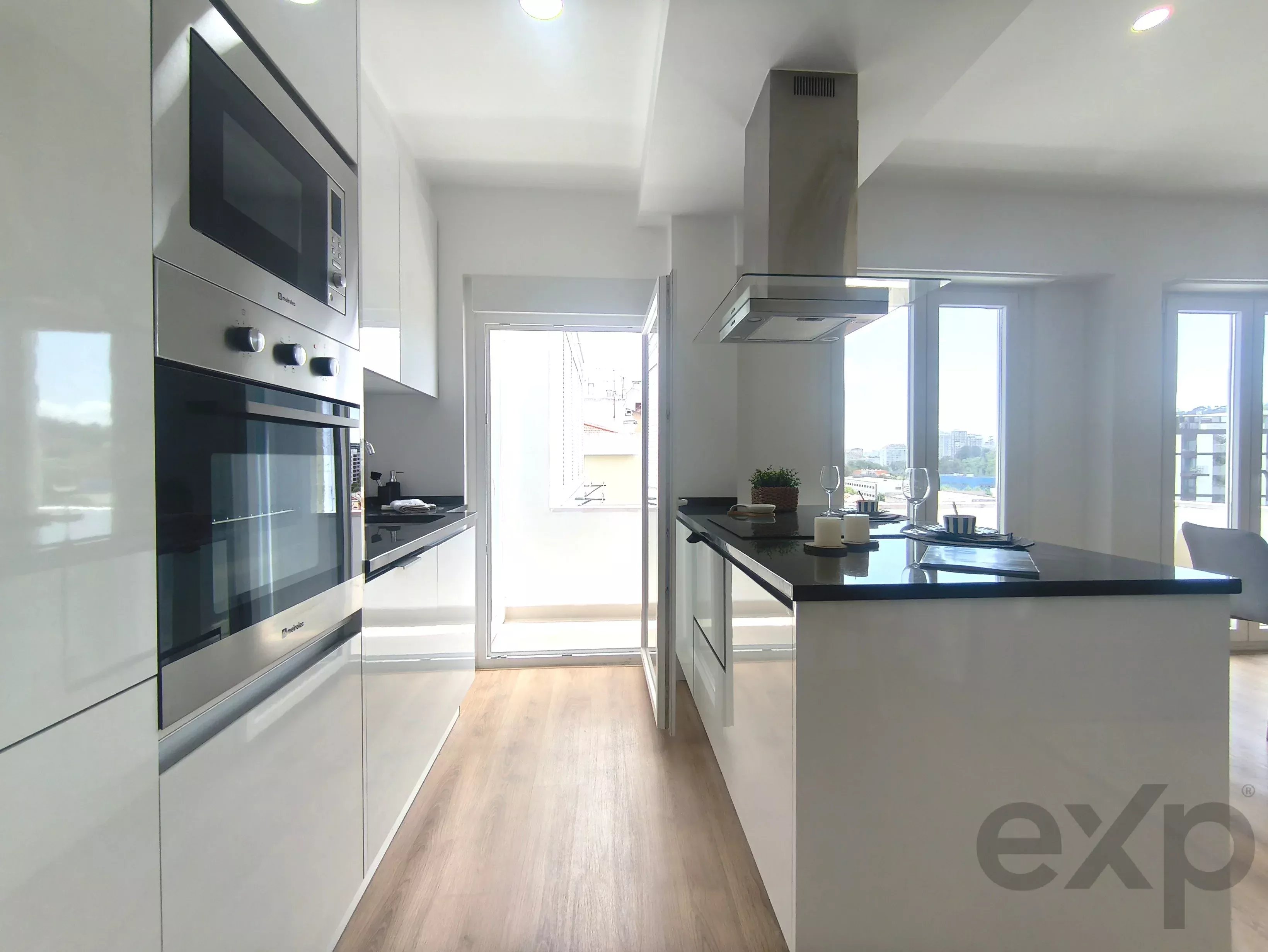 Benfica, 3‑bedroom flat, renovated with lift 86739721 image 6