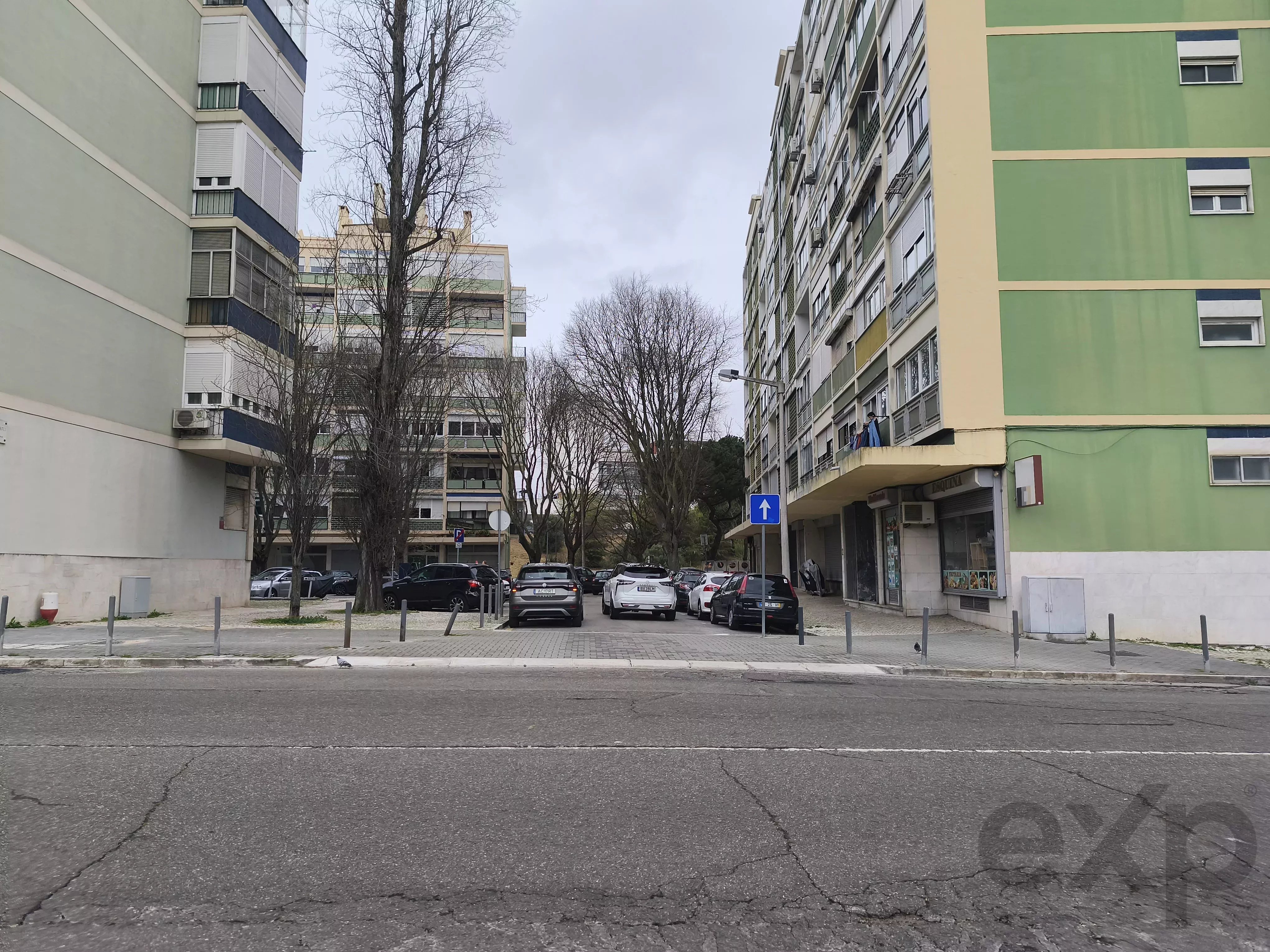 Renovated T3 in Benfica Station 86742435 image 1