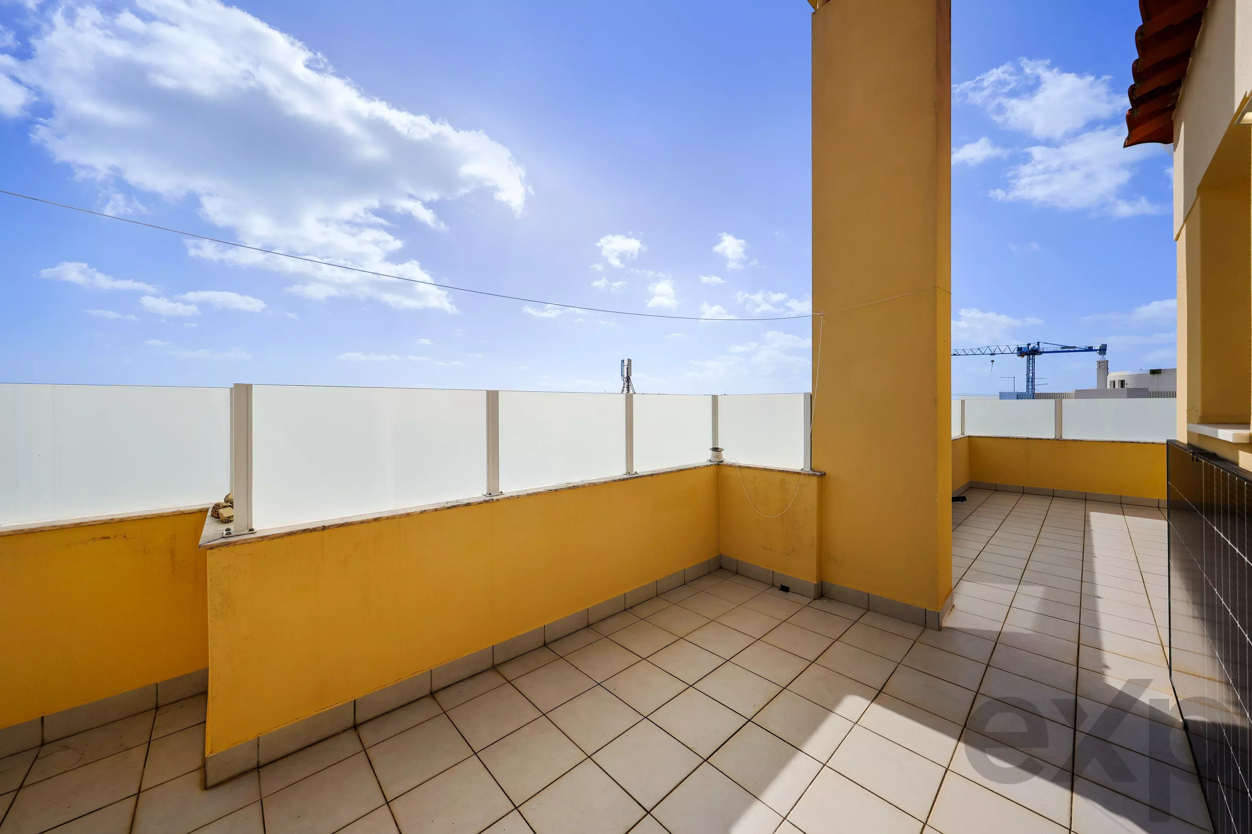 Exclusive T3 Penthouse with Private Terrace of 119 m², Sea View Portimão, Alvor and Panoramic View of Serra de Monchique 86747609 image 37