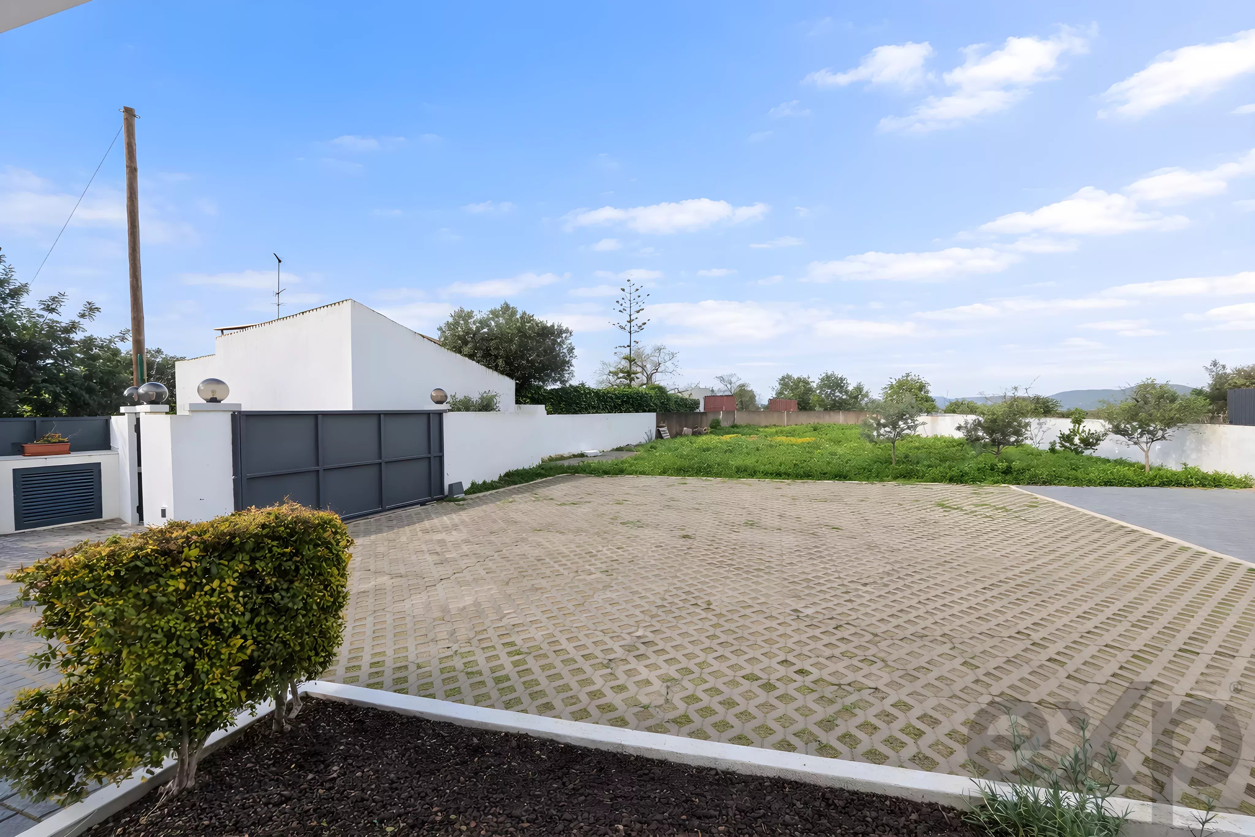 Moradia T4 com Piscina