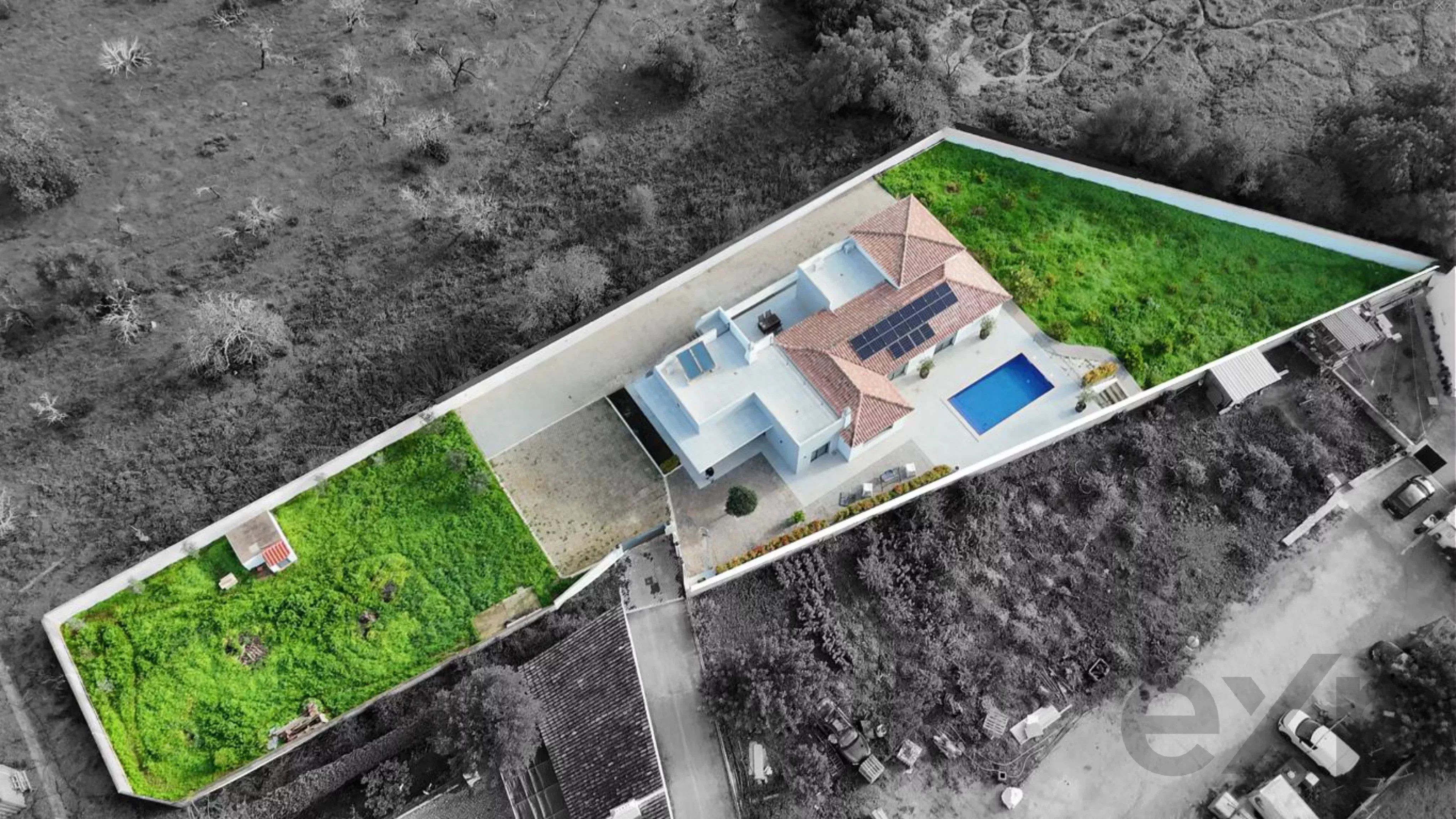 Moradia T4 com Piscina