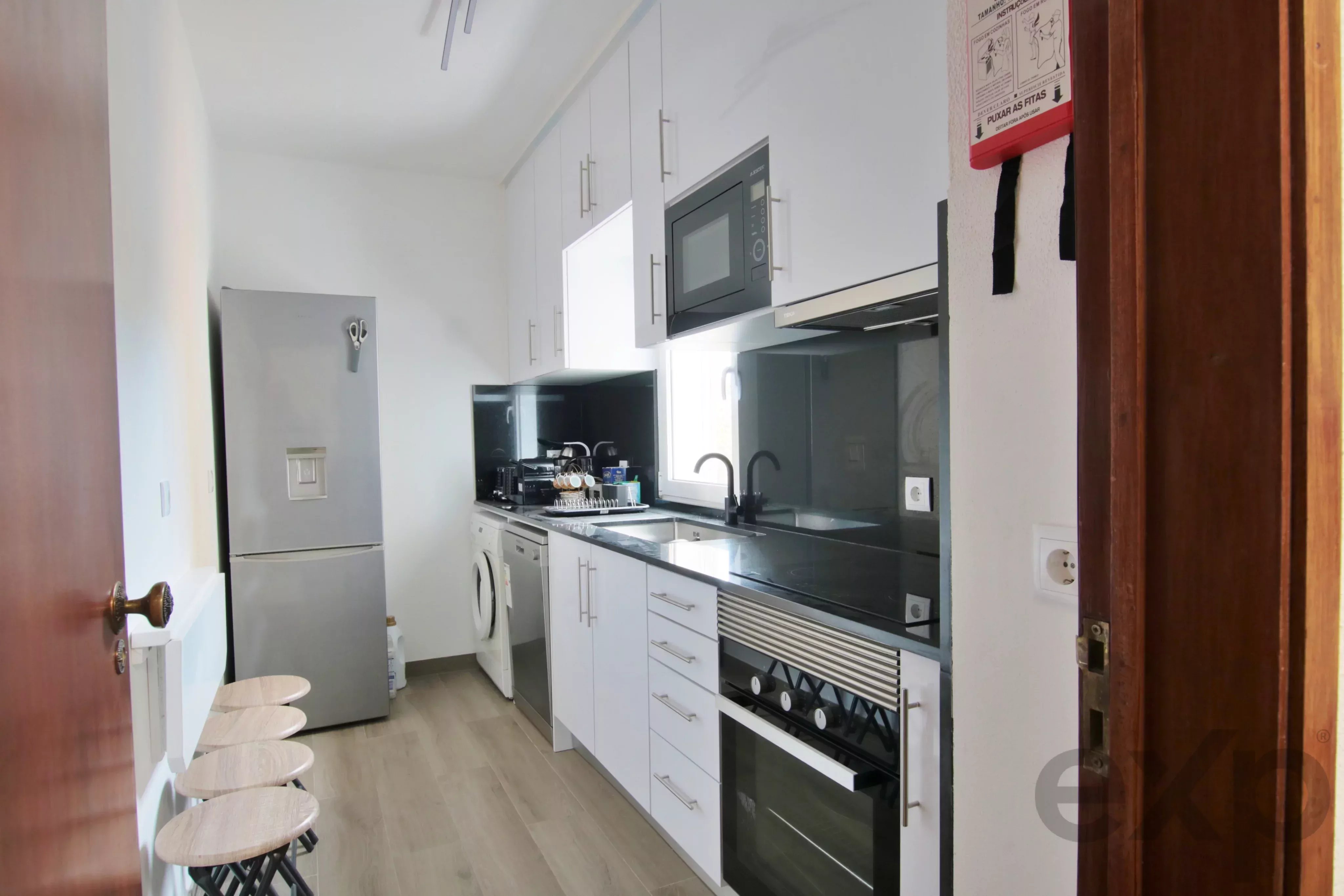 MACHICO – Apartamento T2 no Centro da Cidade | Totalmente Mobilado Renovado Recentemente e Licenciado para AL