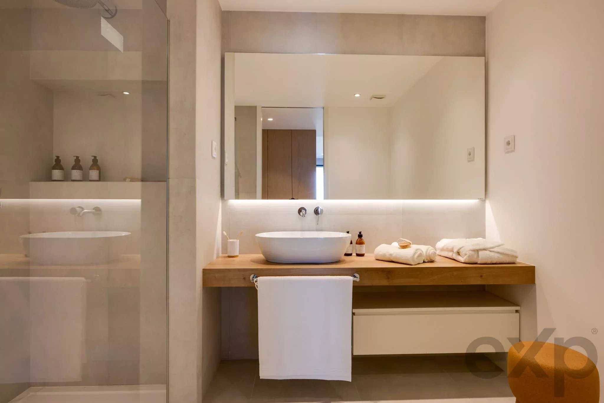 Luxury Smart 2‑Bedroom Apartment for Effortless Living in the Heart of Lagos 86774564 image 17