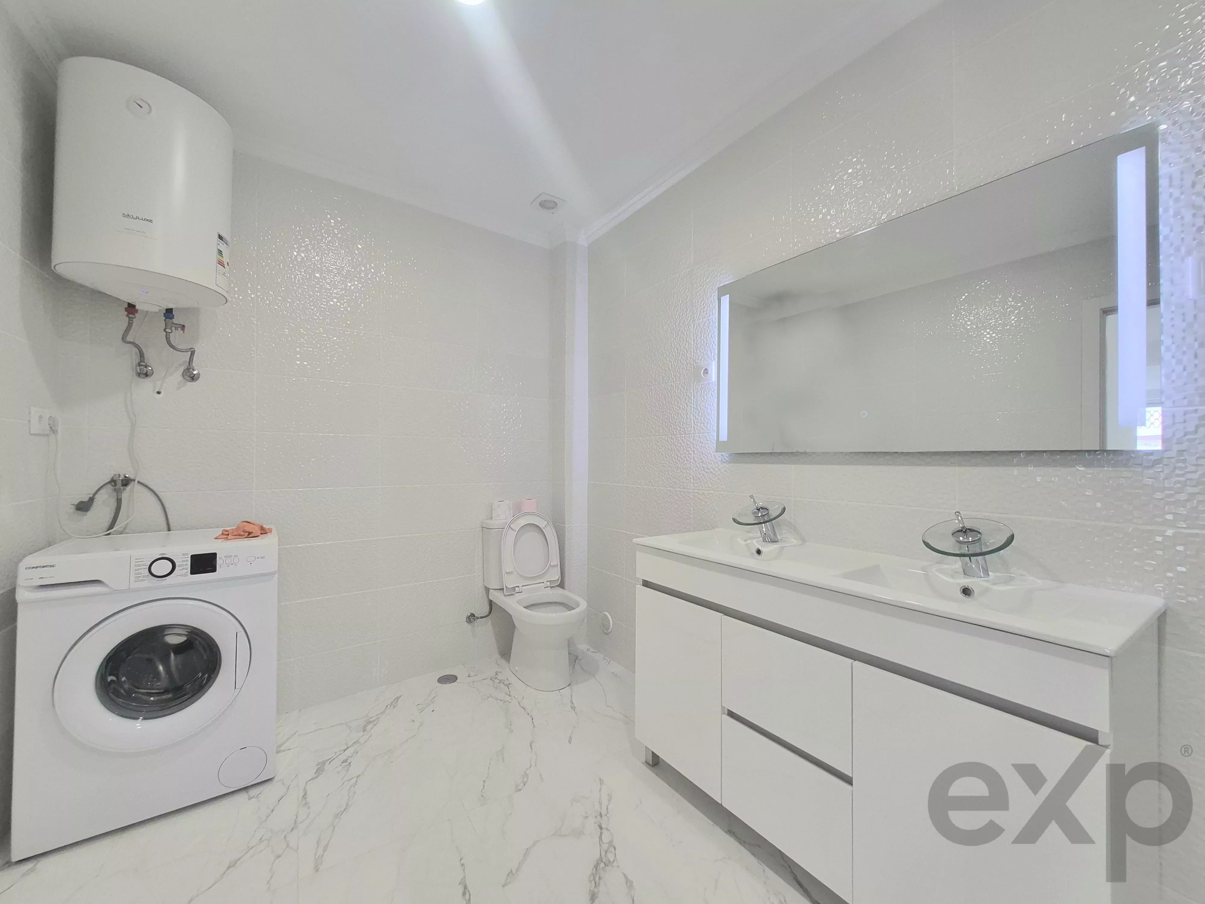 Grande Apartamento T0+1 renovado, mobilado. 86779072 image 16