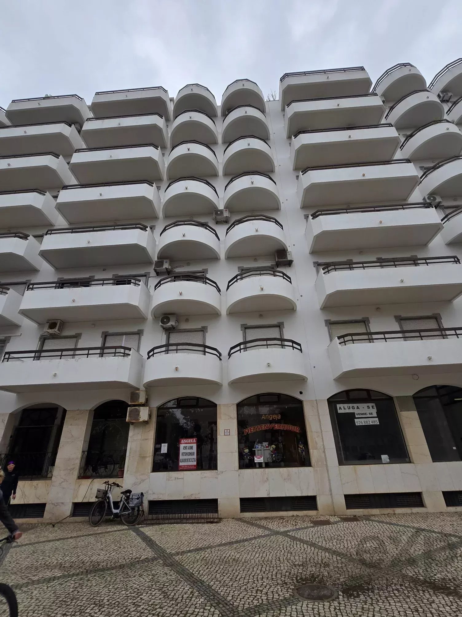 Commercial shop of 72 m² in central Monte Gordo, business operating with transfer of ownership 86795048 image 13