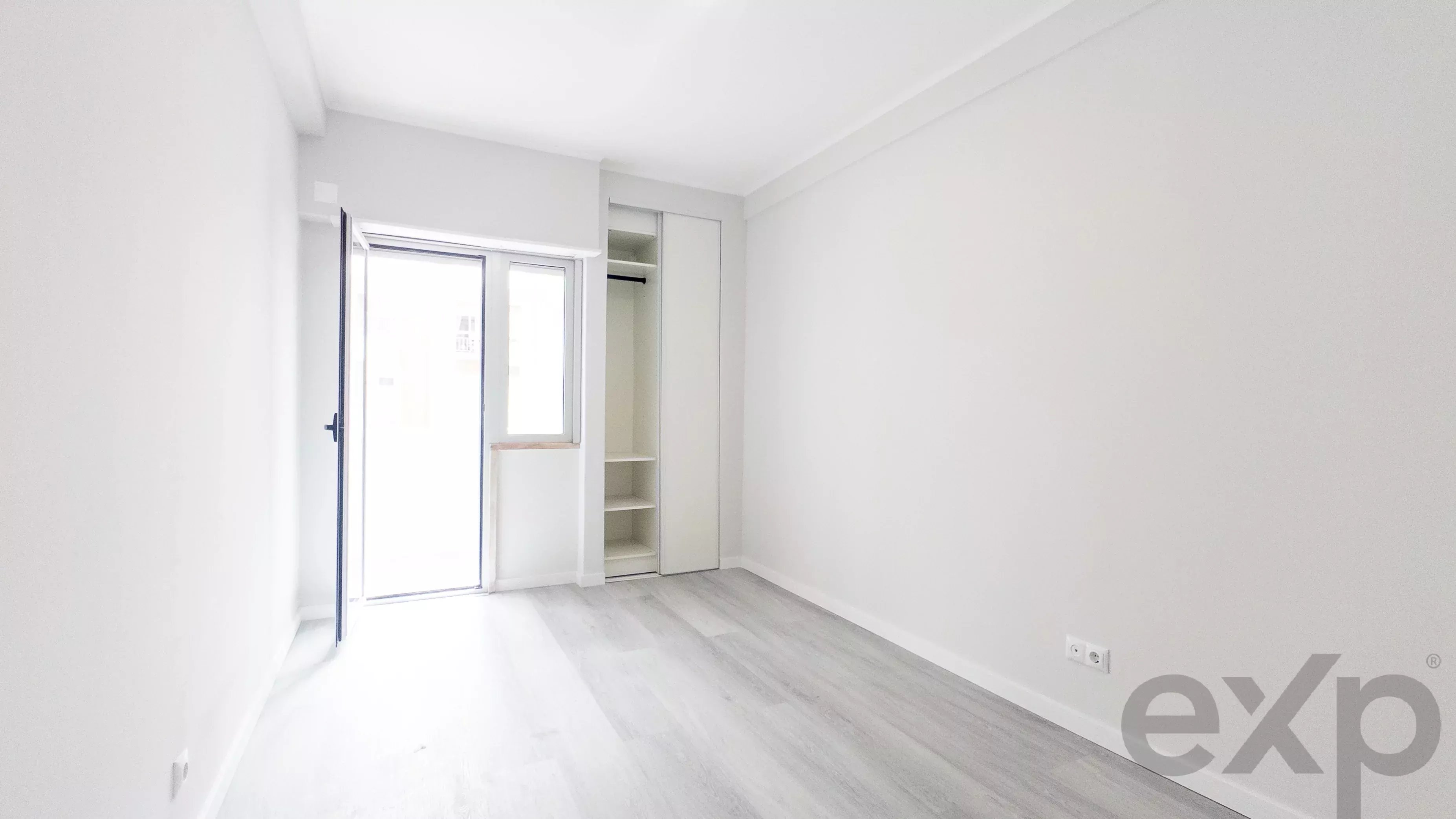 Fully renovated T2 in Oeiras, 86 m² | Equipped kitchen | 2 WCs 86800905 image 17