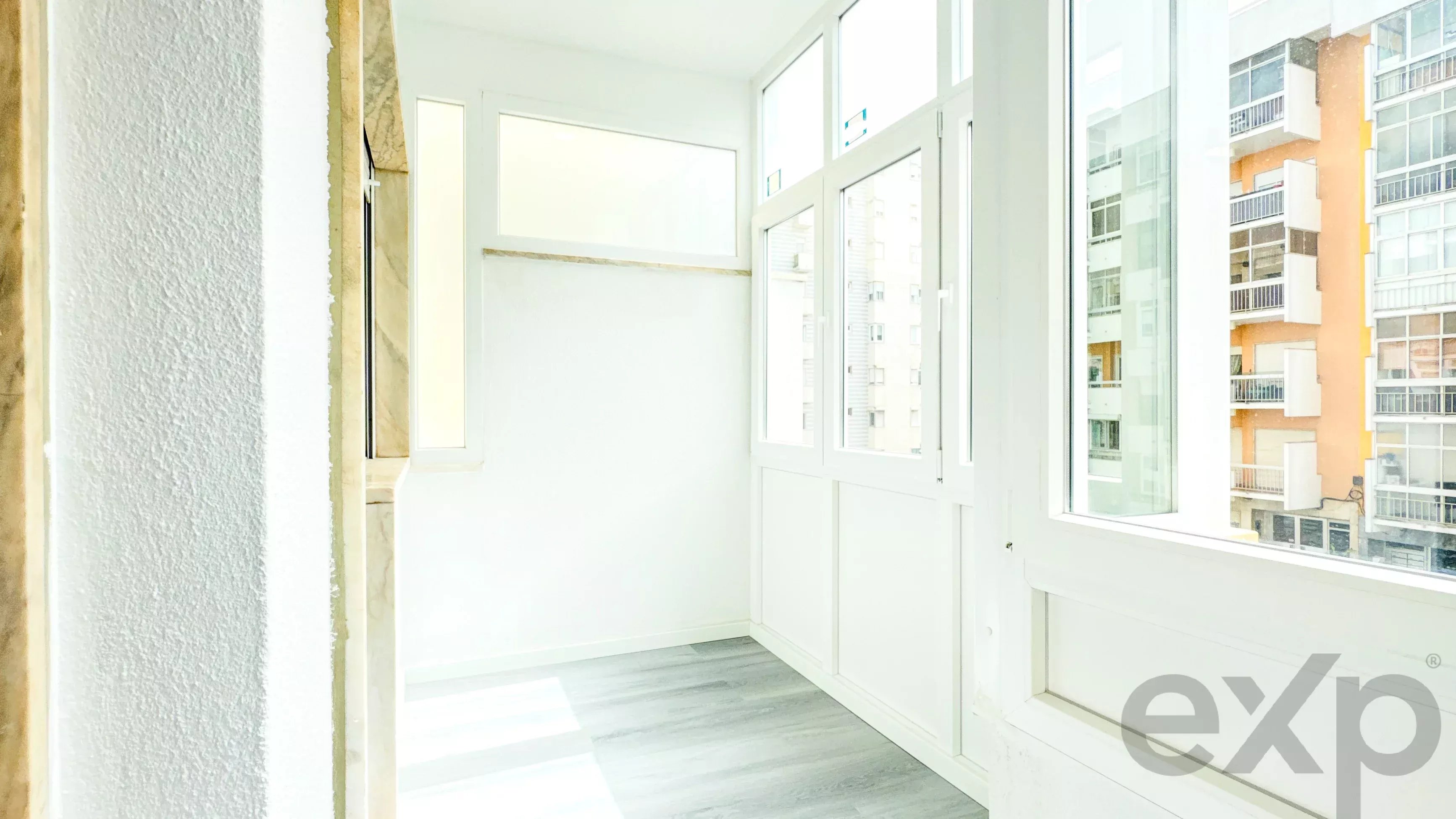 Fully renovated T2 in Oeiras, 86 m² | Equipped kitchen | 2 WCs 86800905 image 5