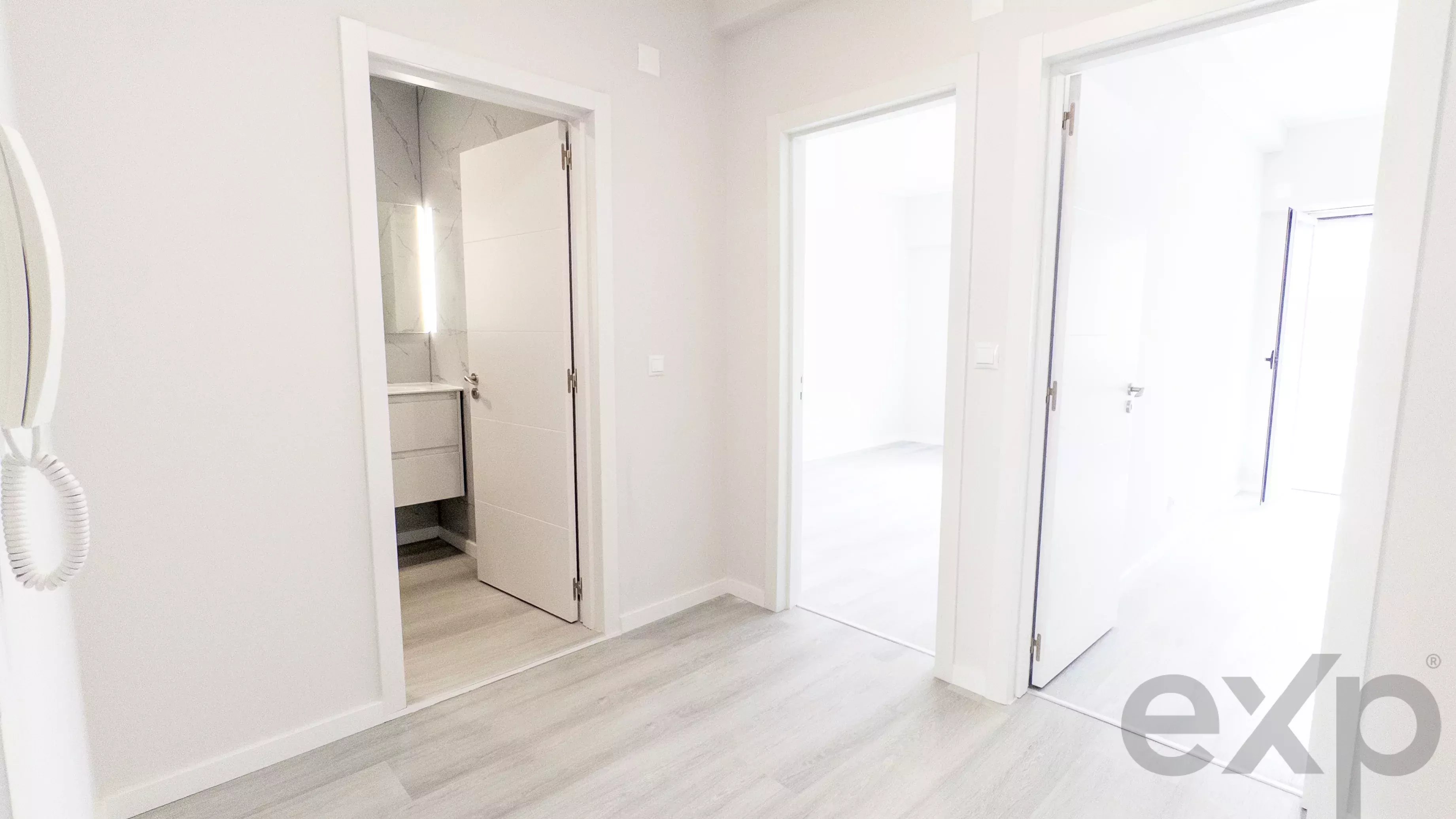 Fully renovated T2 in Oeiras, 86 m² | Equipped kitchen | 2 WCs 86800905 image 7