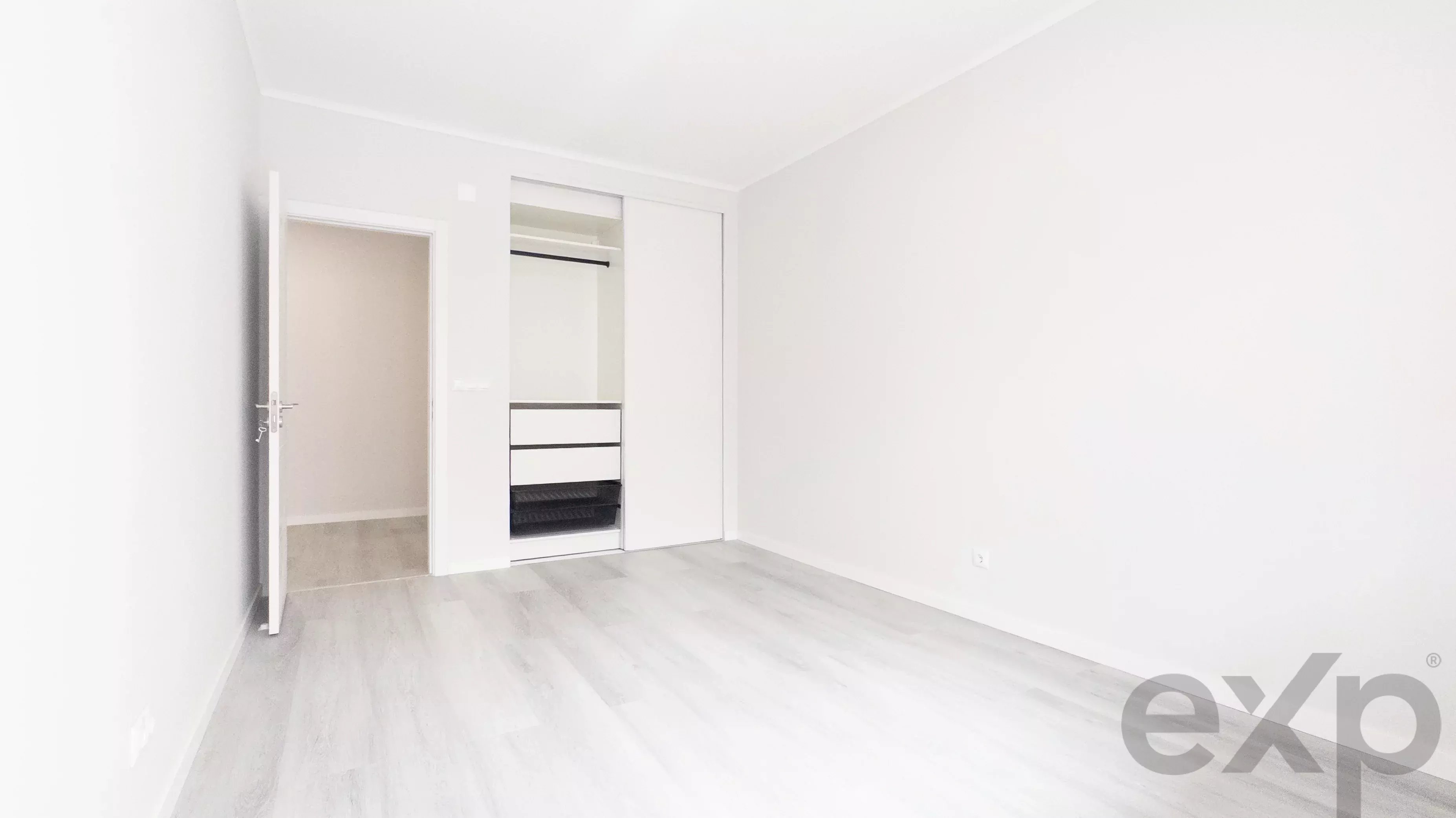 Fully renovated T2 in Oeiras, 86 m² | Equipped kitchen | 2 WCs 86800905 image 8