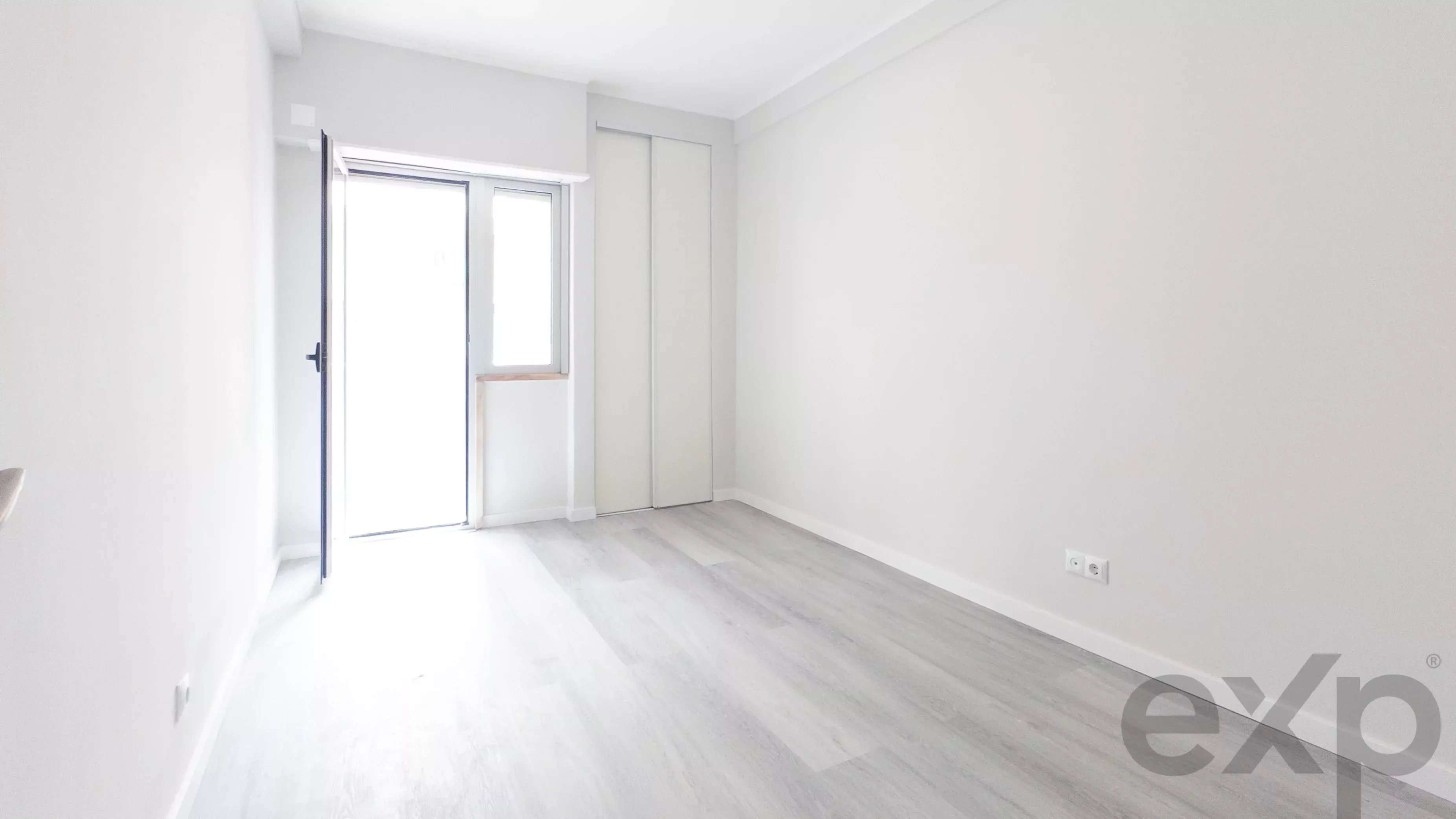 Fully renovated T2 in Oeiras, 86 m² | Equipped kitchen | 2 WCs 86800905 image 13