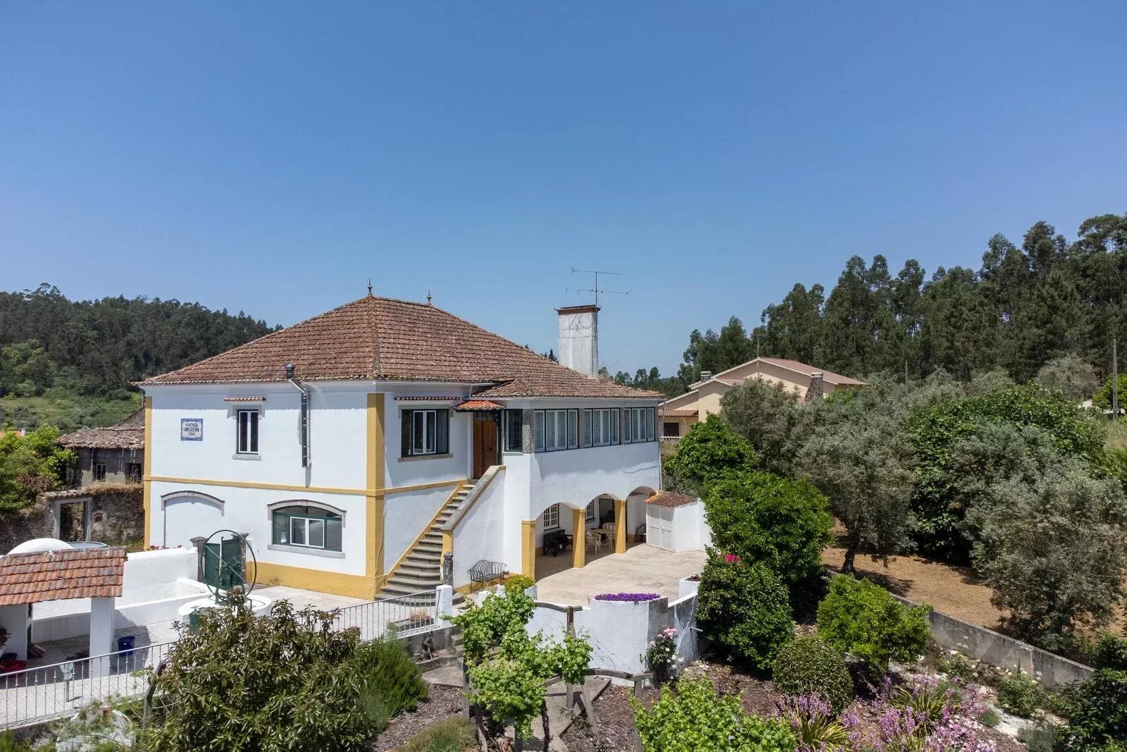 Descubra o Seu Refúgio em Pedra no Coração de Portugal
