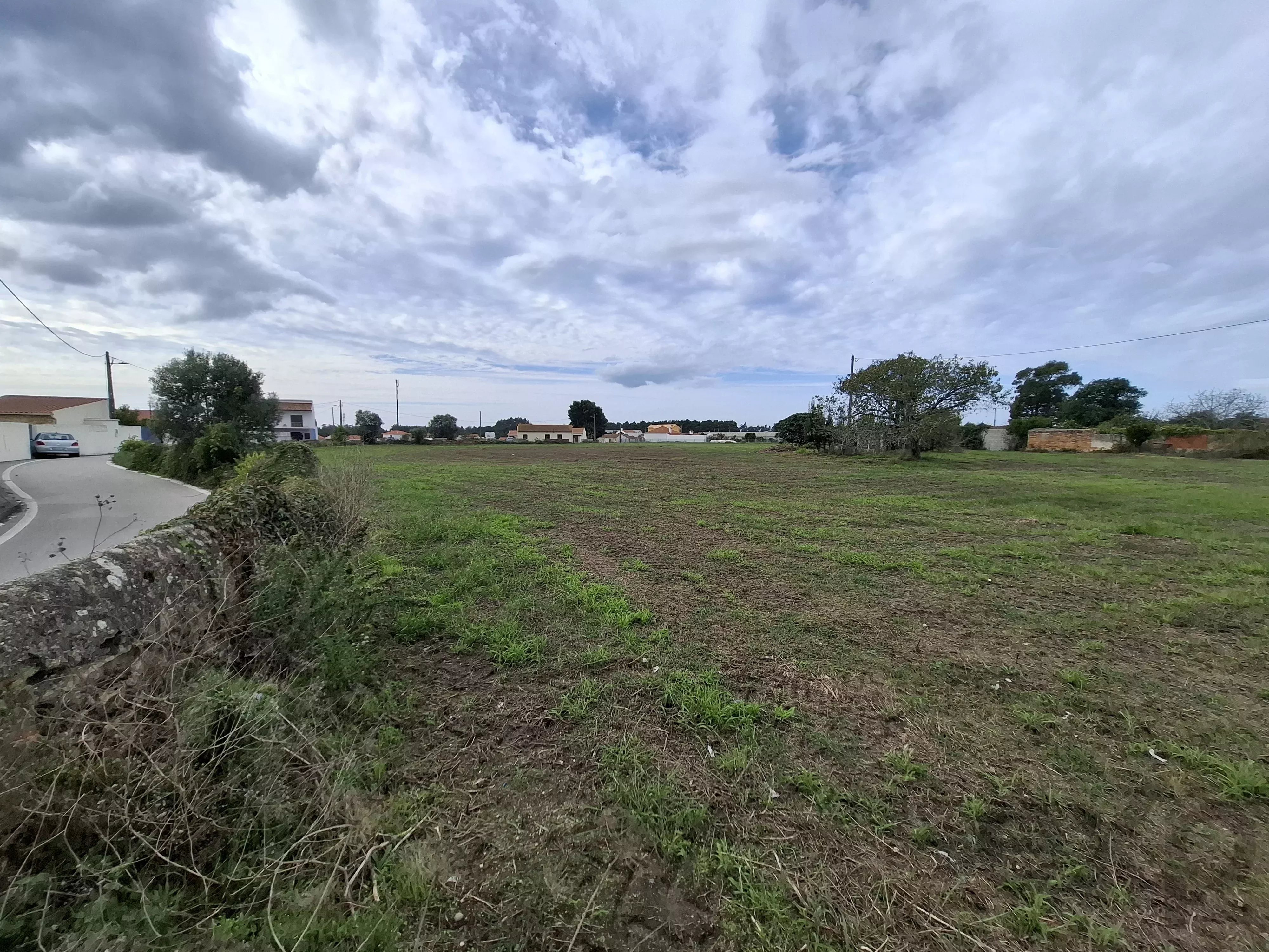Terreno à venda em Marinha das Ondas, 8300 m²