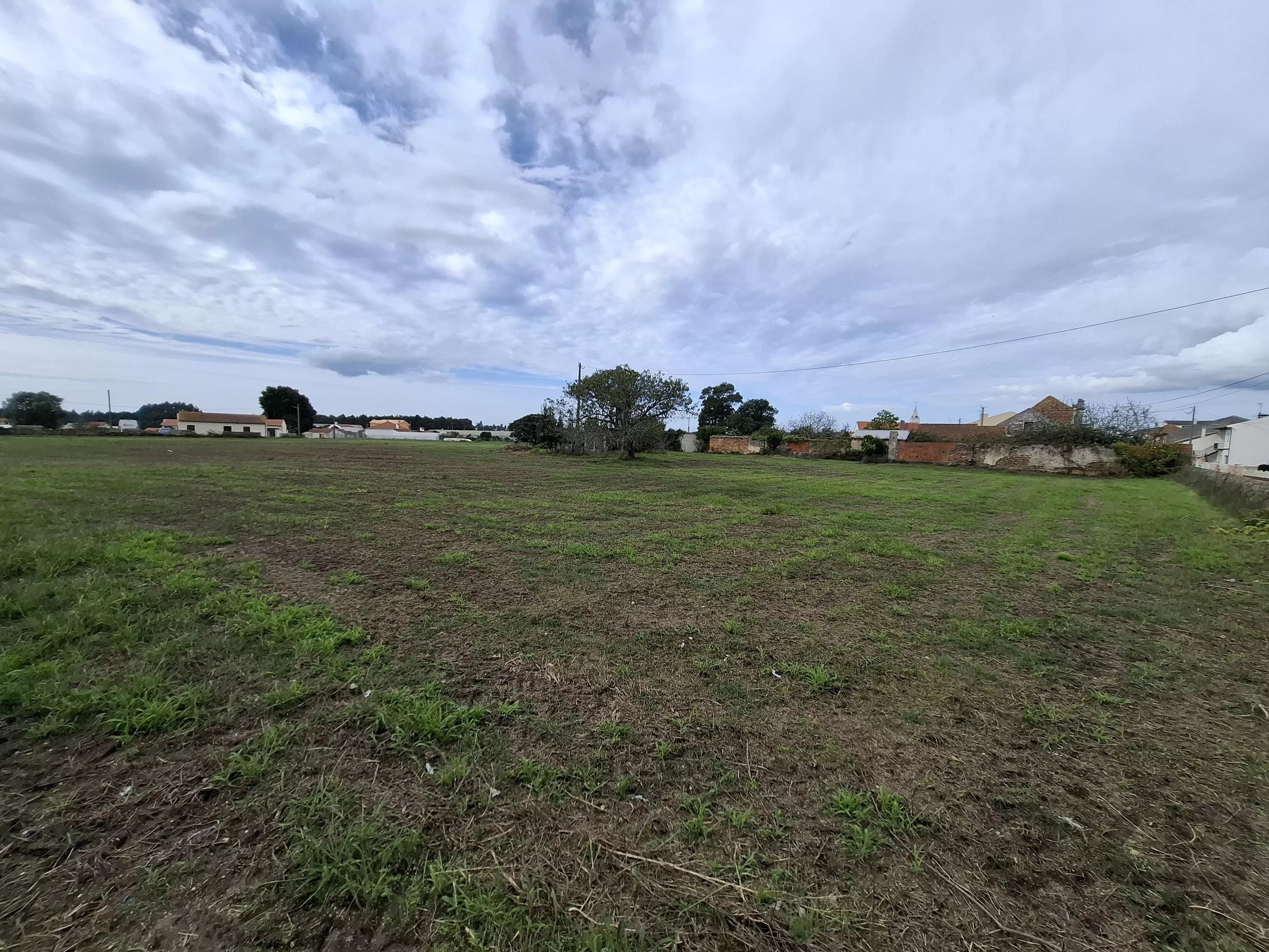 Terreno à venda em Marinha das Ondas, 8300 m²