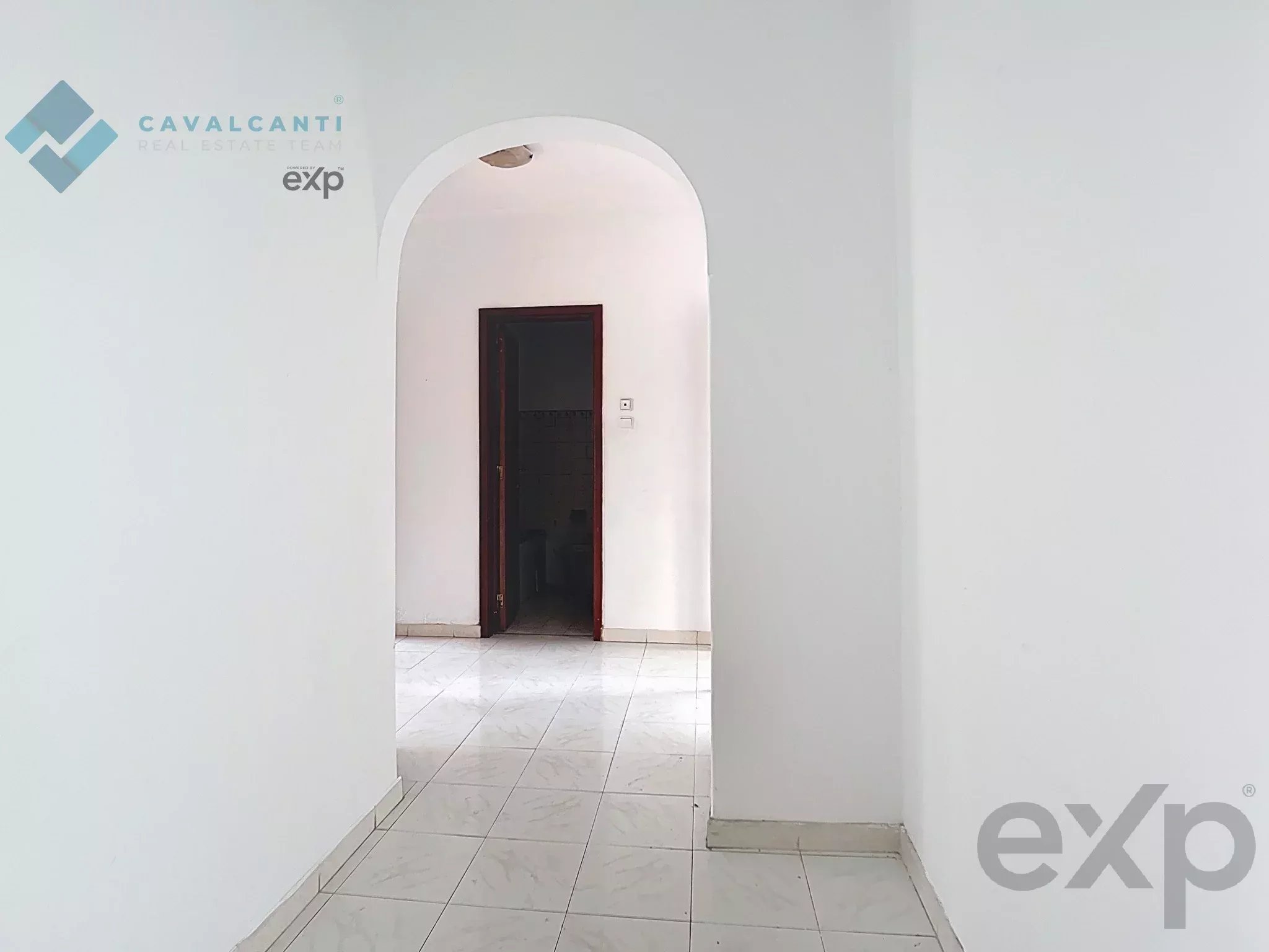 Three‑bedroom apartment for refurbishment in the heart of Carnaxide 86827812 image 5