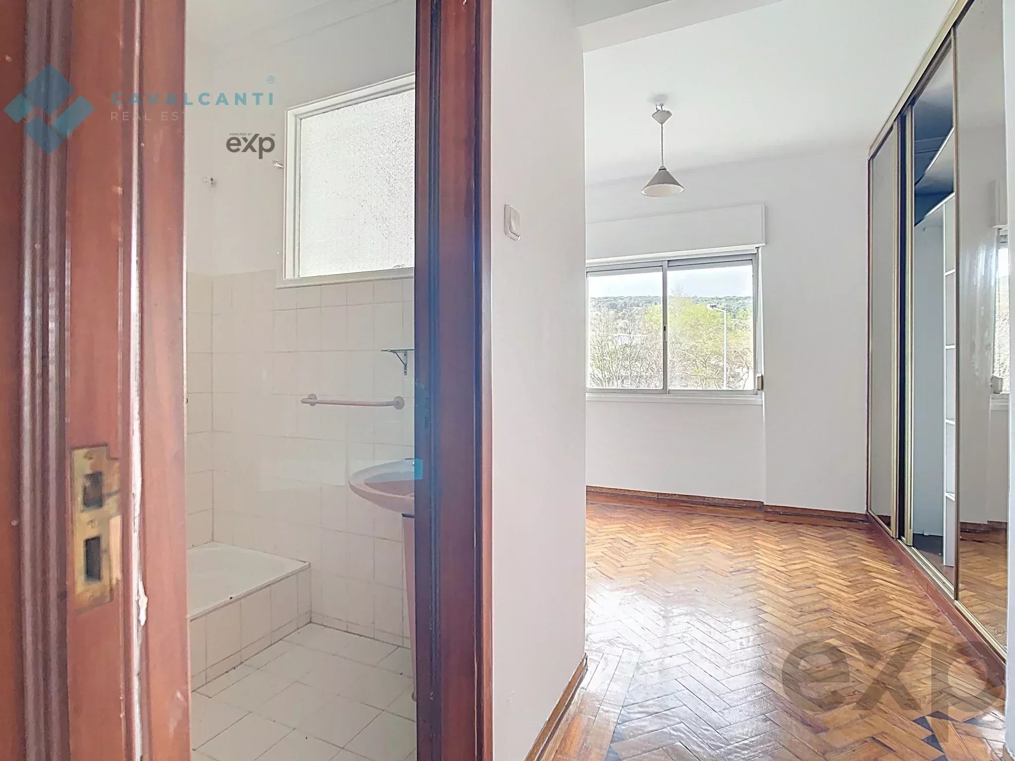 Three‑bedroom apartment for refurbishment in the heart of Carnaxide 86827812 image 40