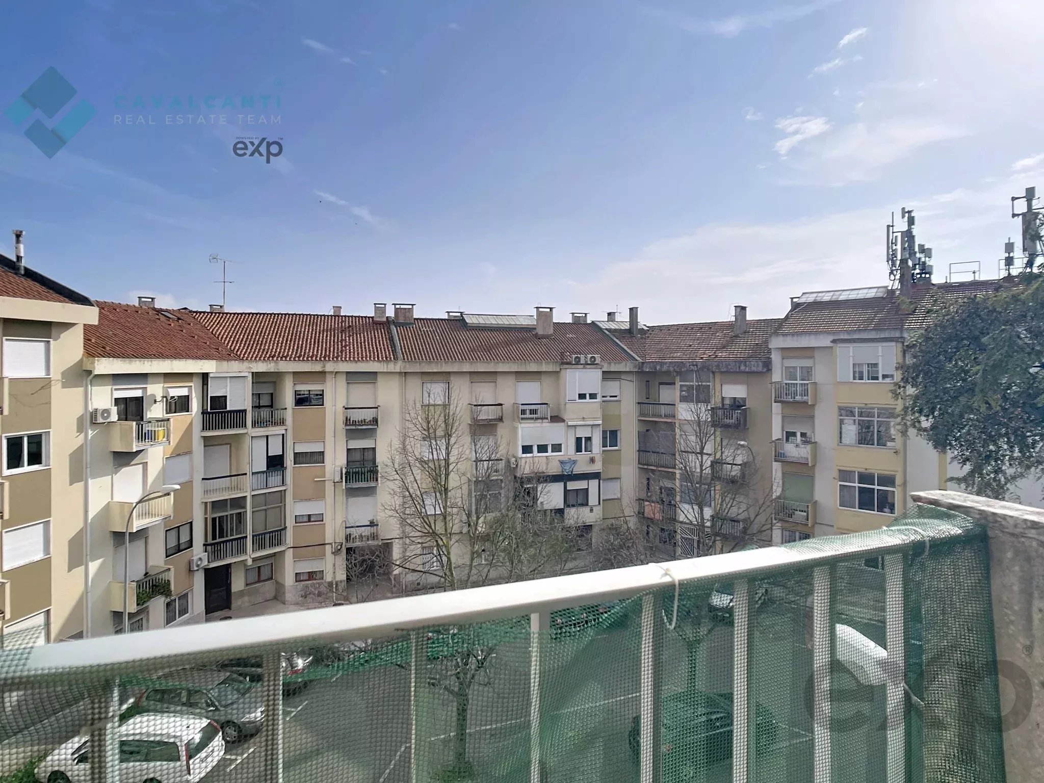 Three‑bedroom apartment for refurbishment in the heart of Carnaxide 86827812 image 38