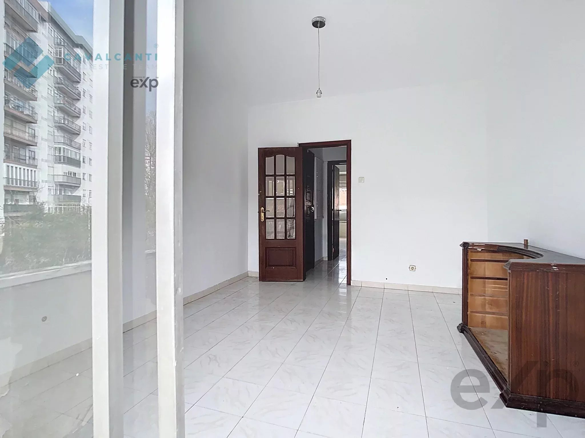 Three‑bedroom apartment for refurbishment in the heart of Carnaxide 86827812 image 23