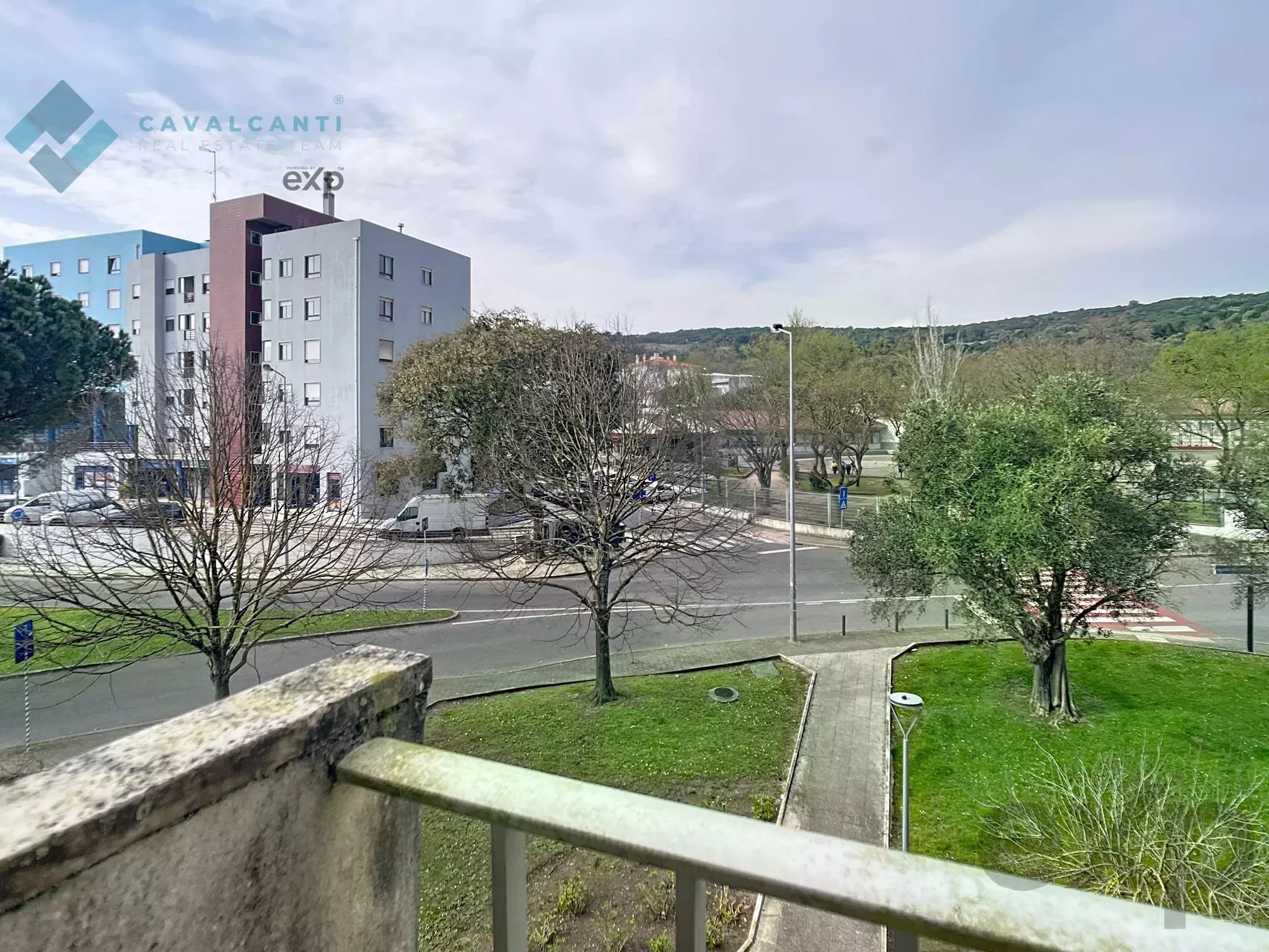 Three‑bedroom apartment for refurbishment in the heart of Carnaxide 86827812 image 22