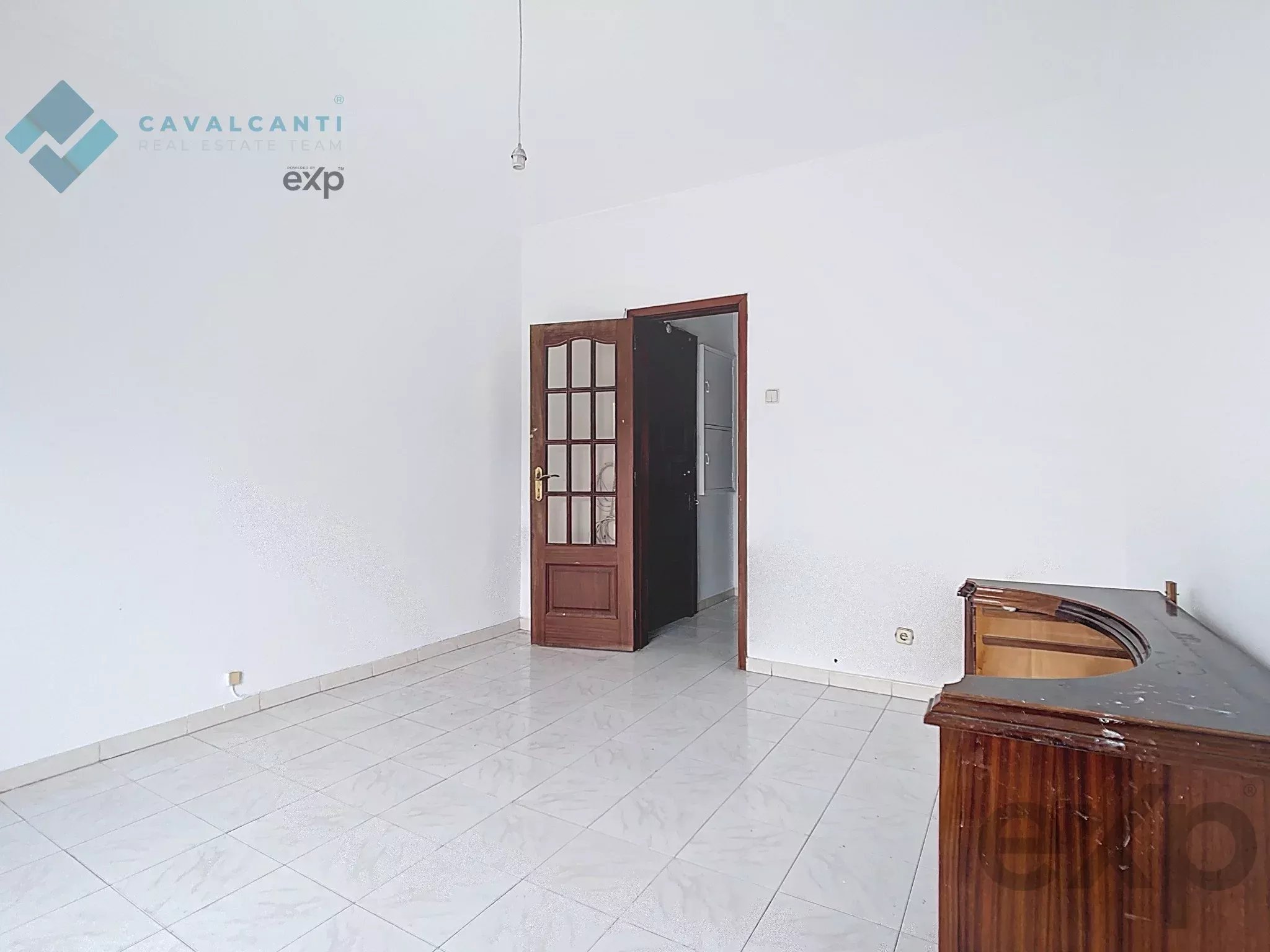 Three‑bedroom apartment for refurbishment in the heart of Carnaxide 86827812 image 16