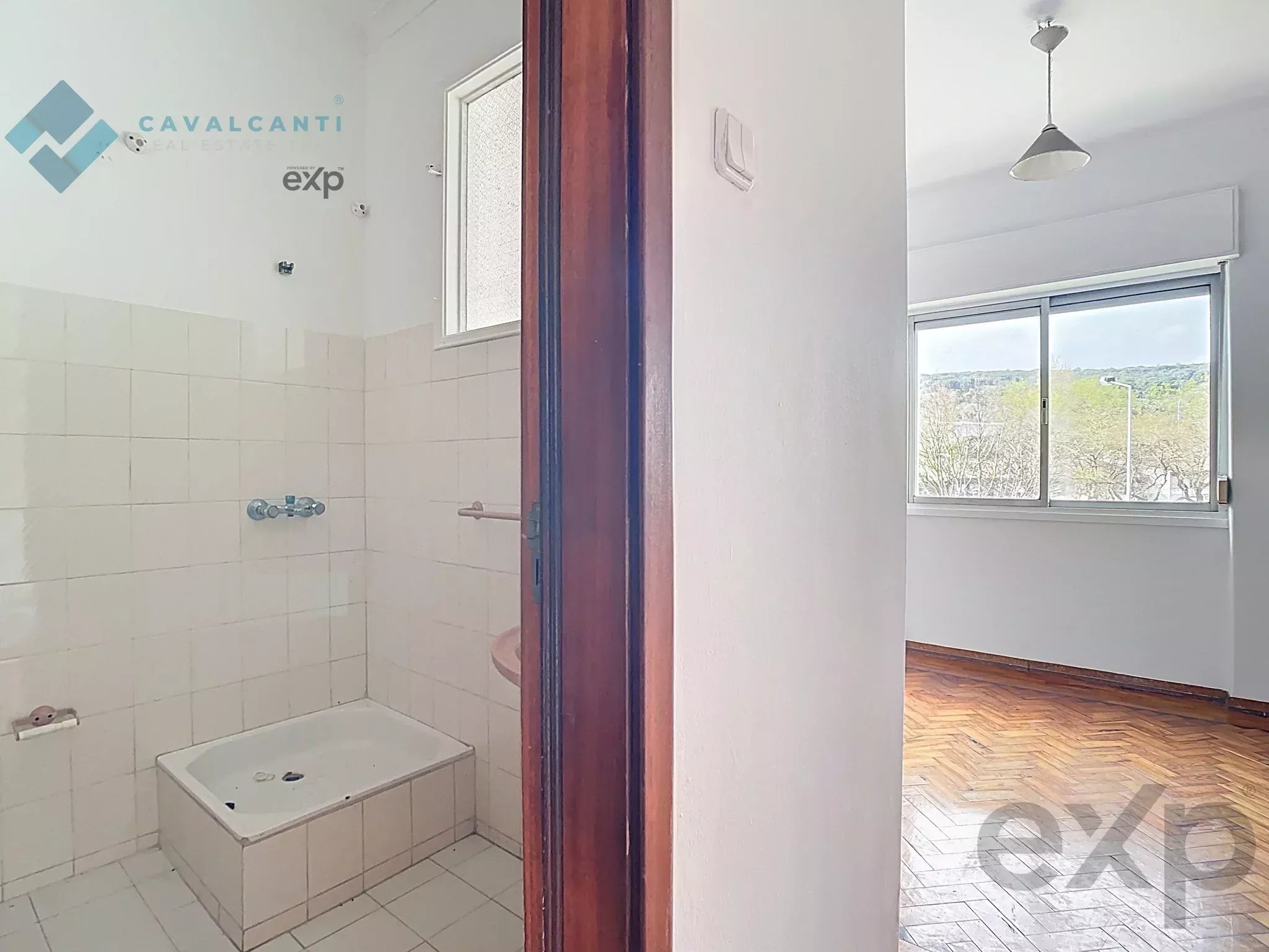 Three‑bedroom apartment for refurbishment in the heart of Carnaxide 86827812 image 41