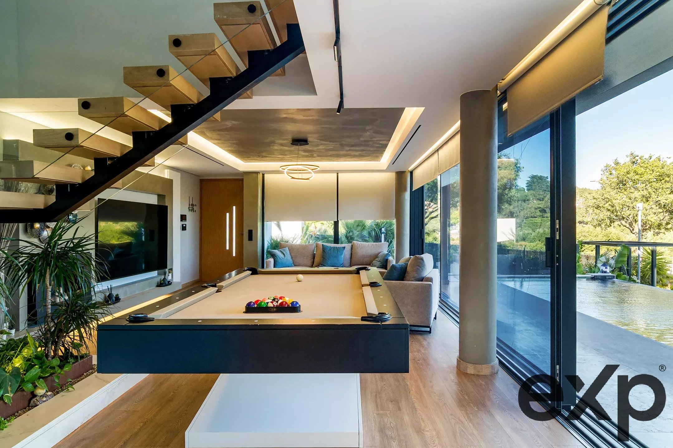 Luxury Unique Home in the Estoril Gulf, T3 Suites with Private Resort 86843974 image 12