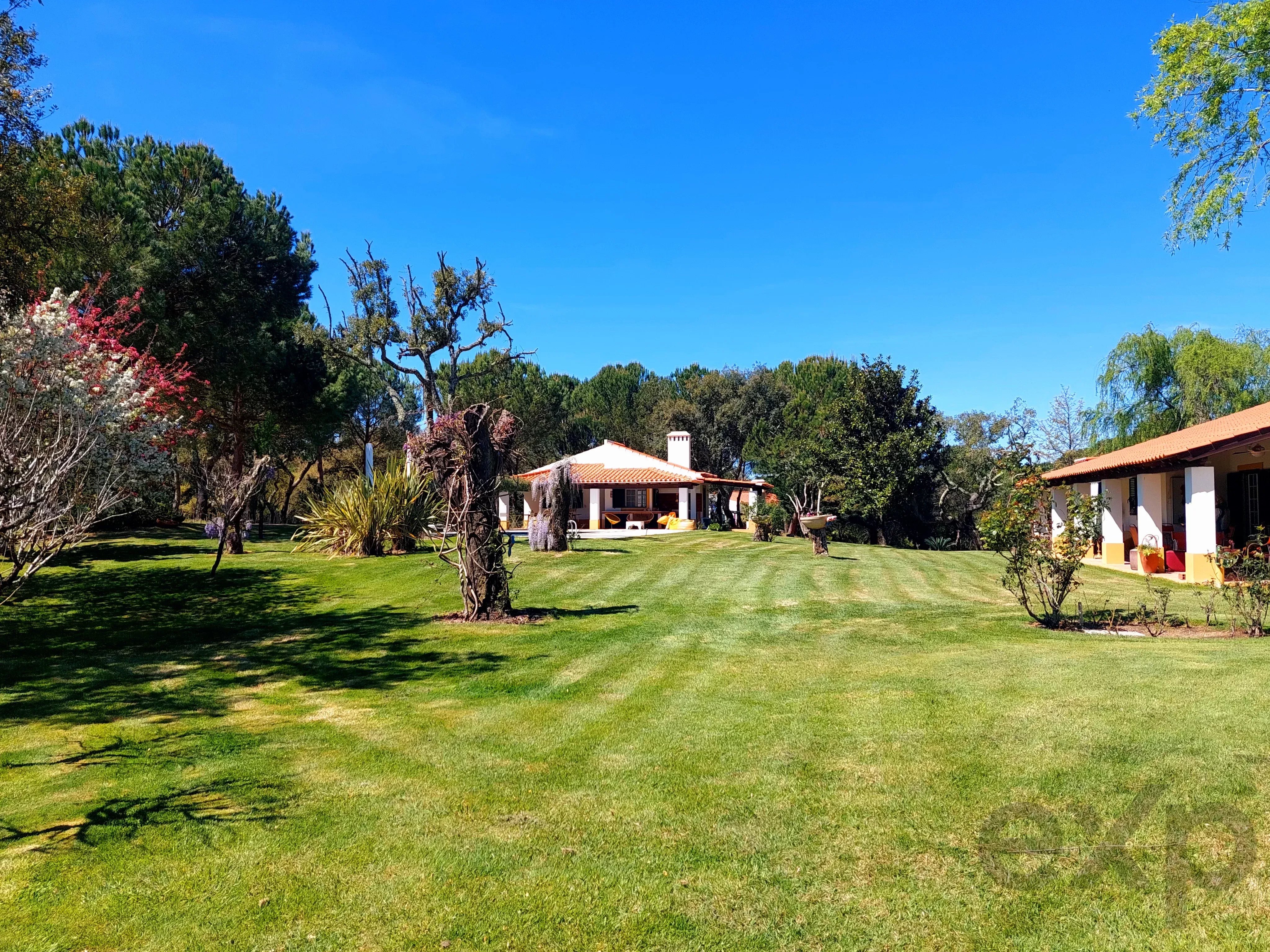 Apartamento para alugar em Santo Estêvão, Herdade do Zambujeiro, 2130-130 Santo Estêvão, 247 m²