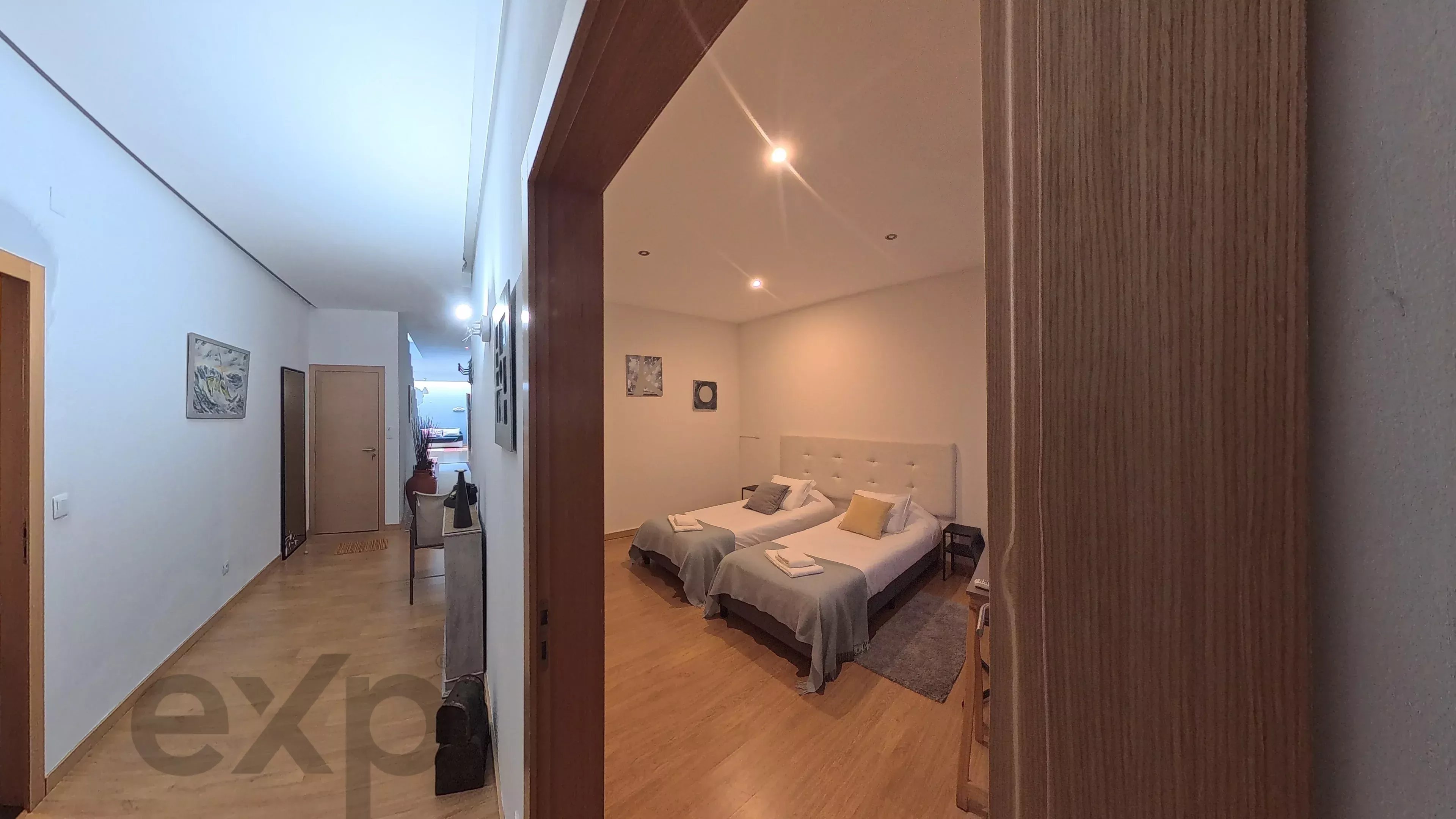 T5 residence – two independent dwellings, swimming pool, plot of 2,565 m² and local accommodation licence 86873882 image 23
