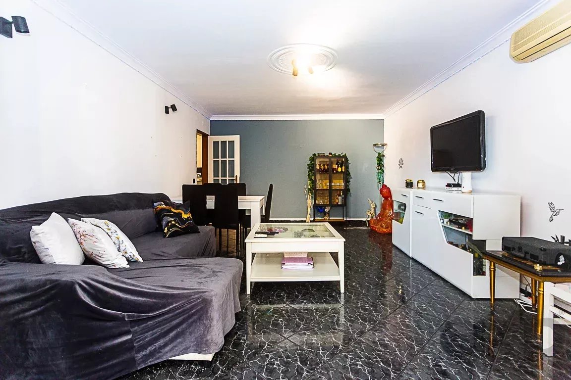 Apartamento T2 em Olhão com varanda e terraço coberto | Excelente localização