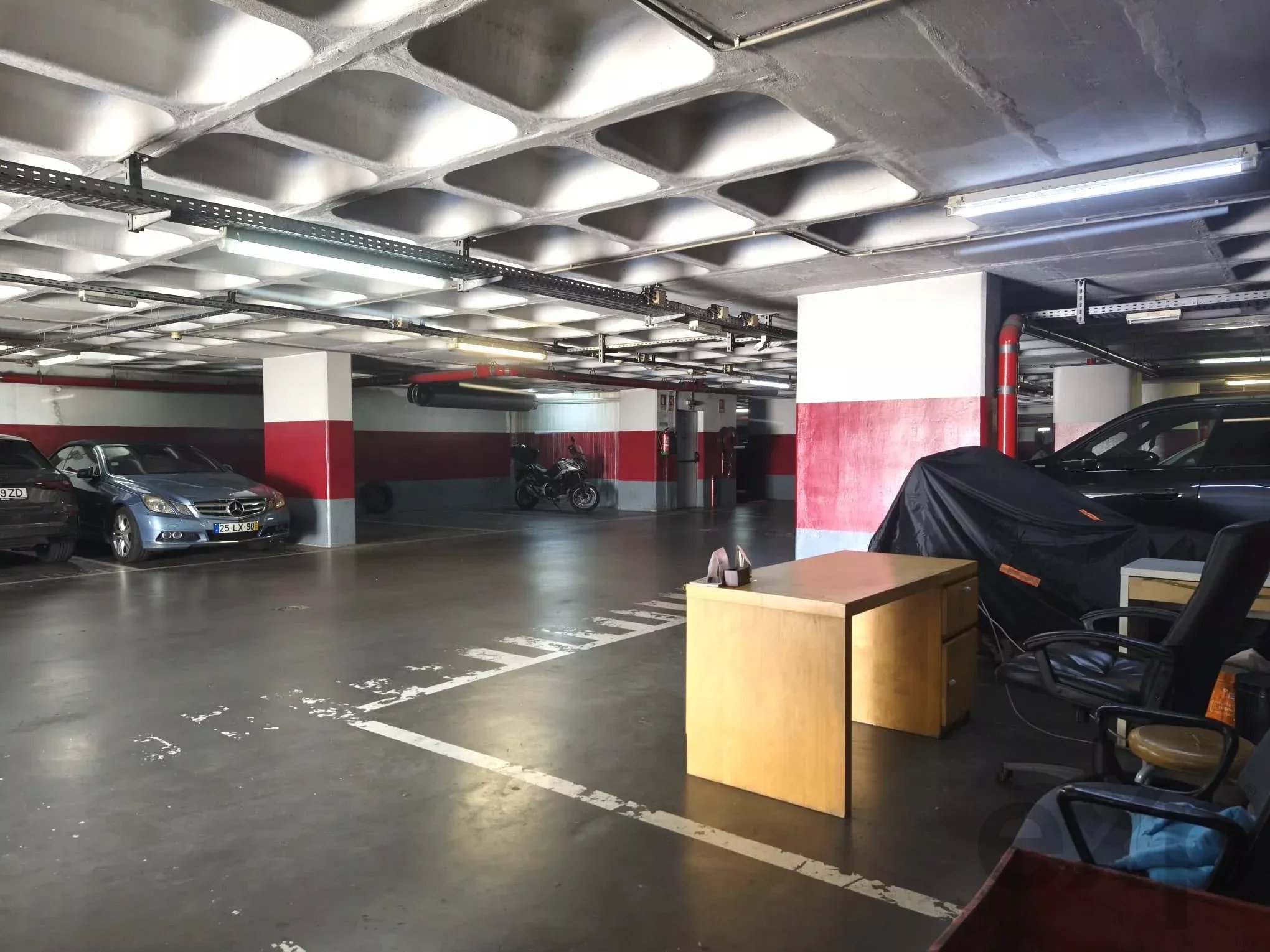 Spacious office with dedicated parking spaces 86883564 image 24