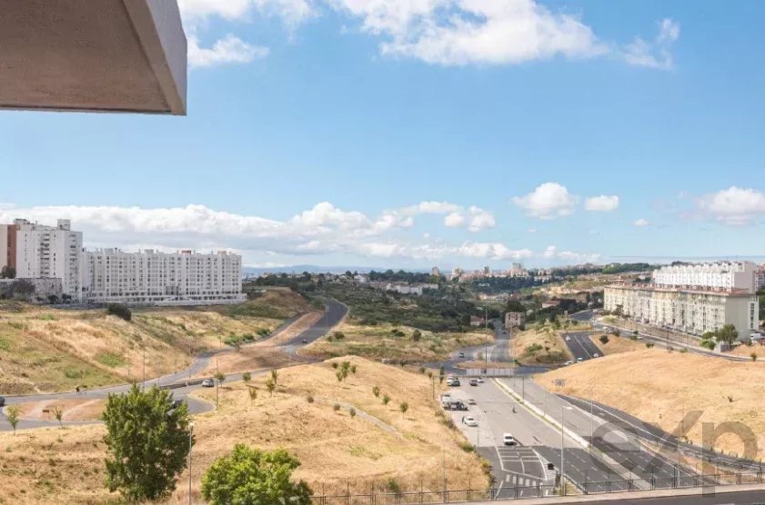 Spacious office with dedicated parking spaces 86883564 image 30