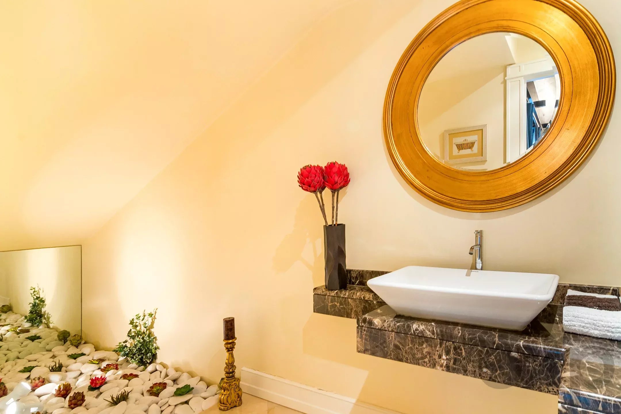 The epitome of luxury and security in the heart of Lisbon 86892654 image 19