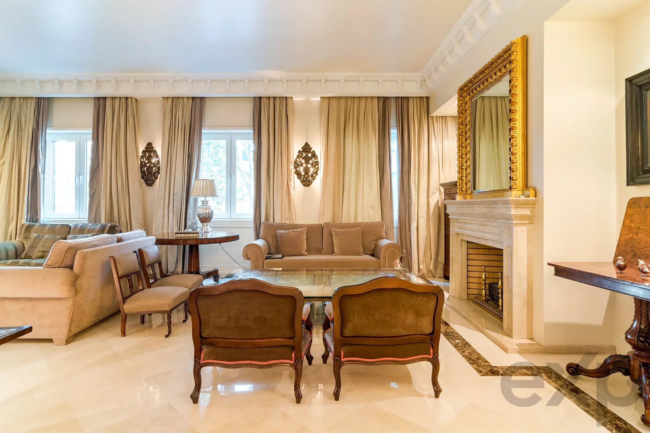 The epitome of luxury and security in the heart of Lisbon 86892654 image 4