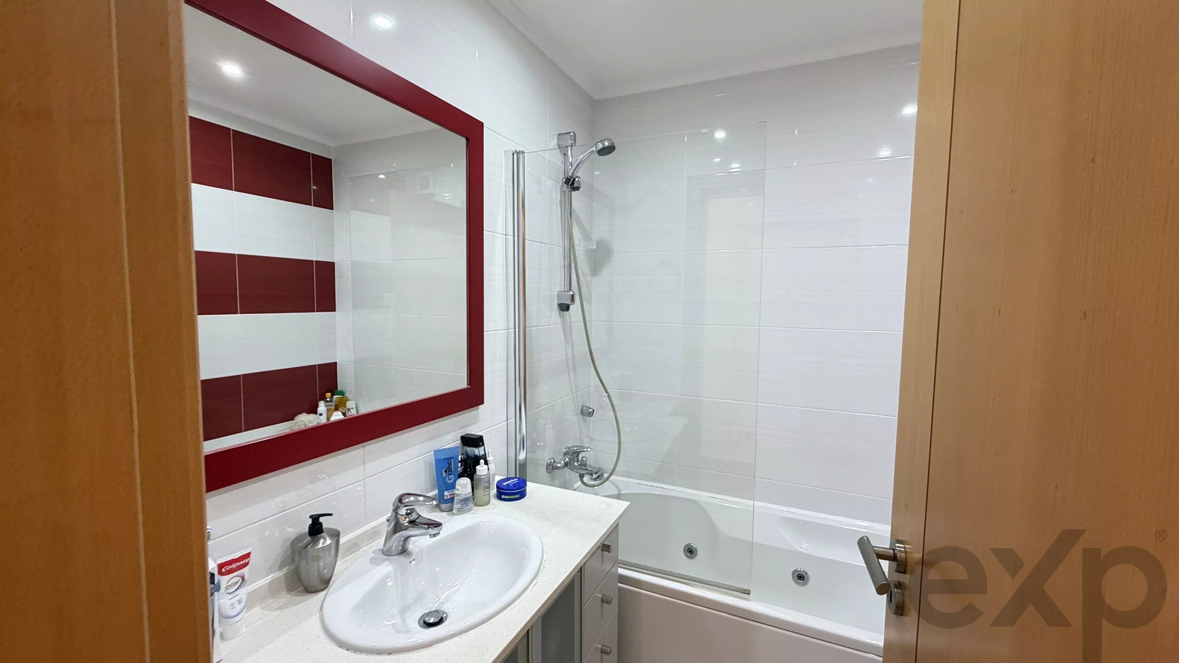 T2 SUITE, PISCINA, VARANDA, GARAGEM 86906716 image 19
