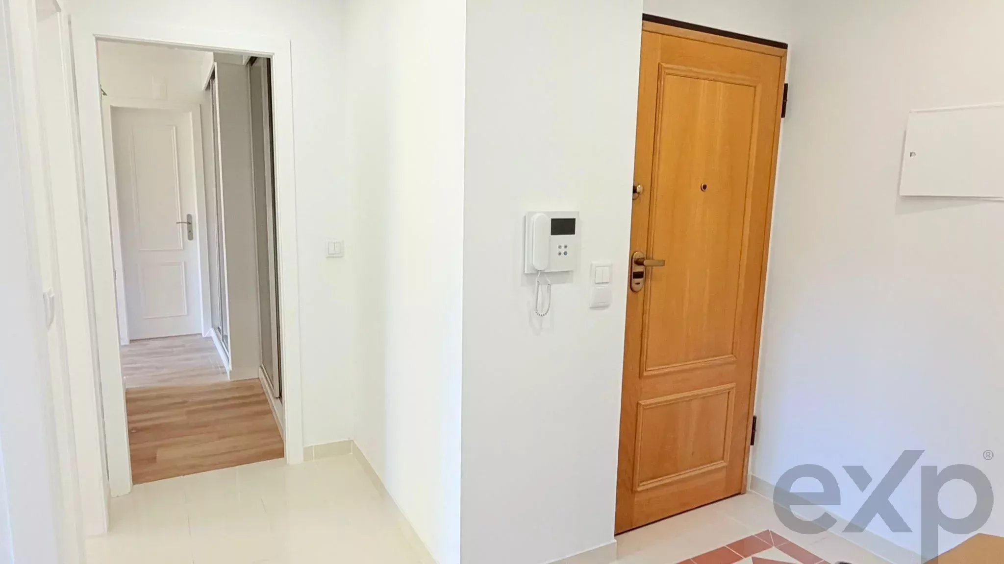 Apartamento T3 Feijó, Almada remodelado
