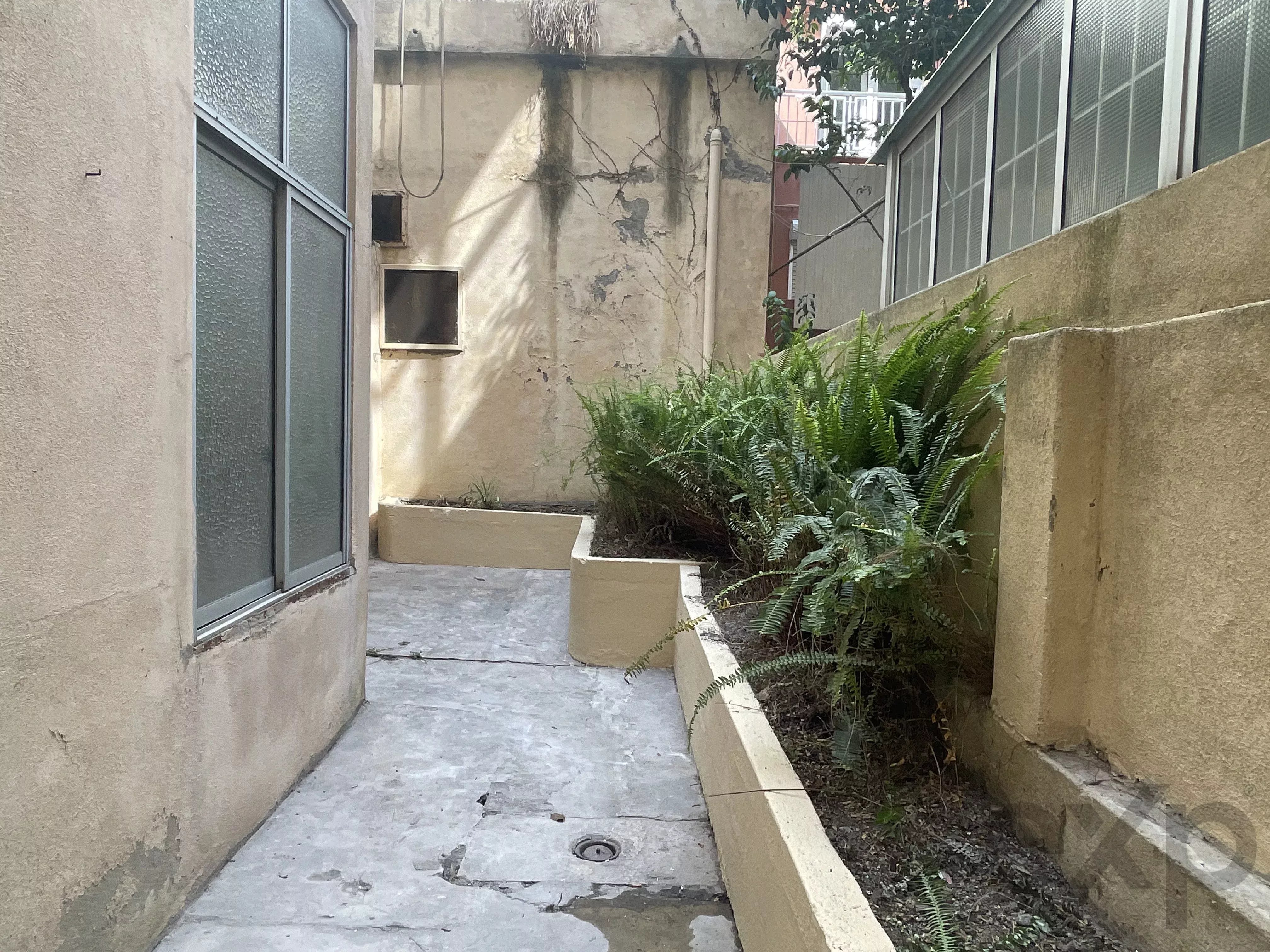 T3 com charme e logradouro Para Remodelar – Lisboa 86916807 image 47