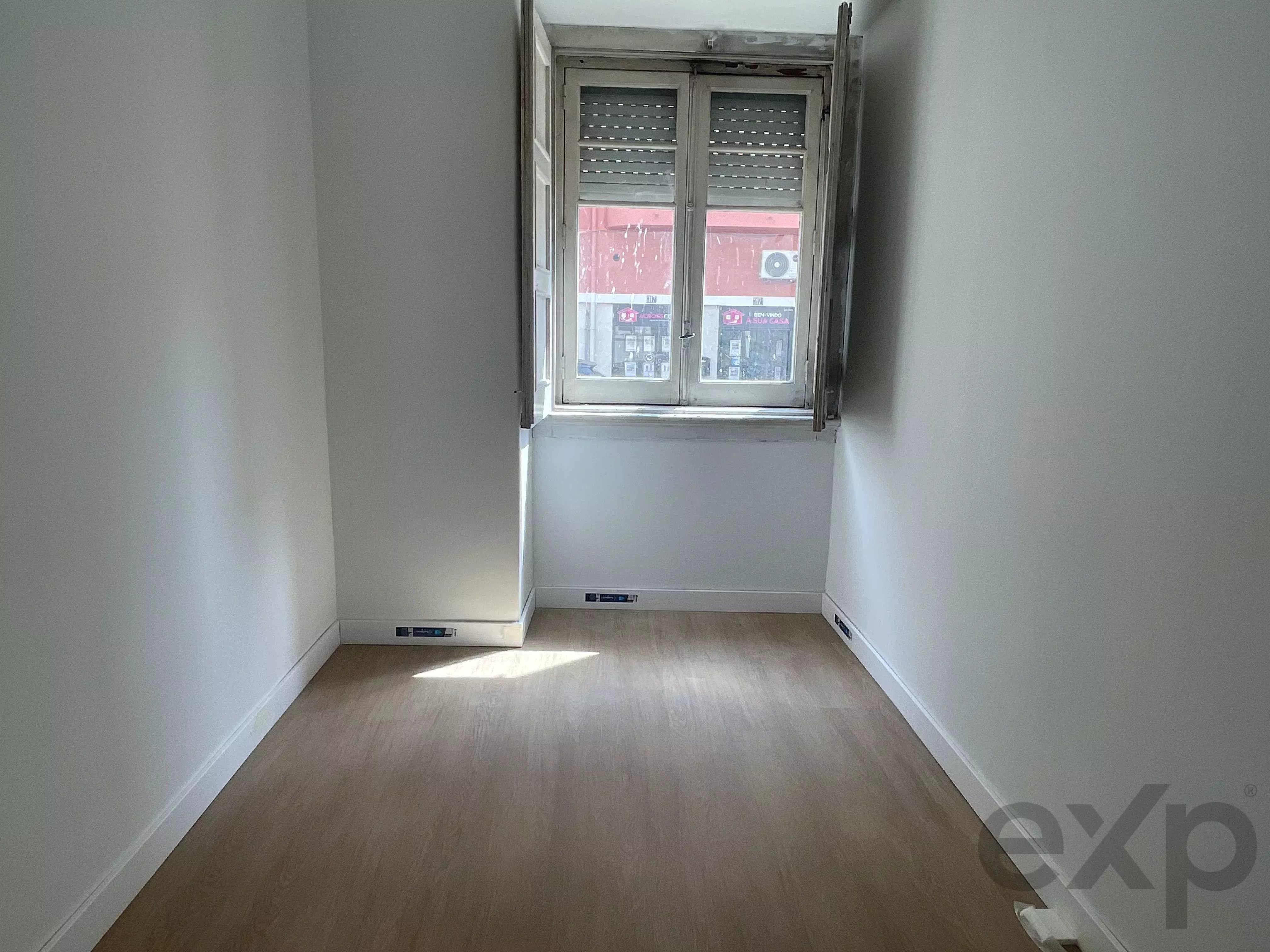 T3 com charme e logradouro Para Remodelar – Lisboa 86916807 image 13