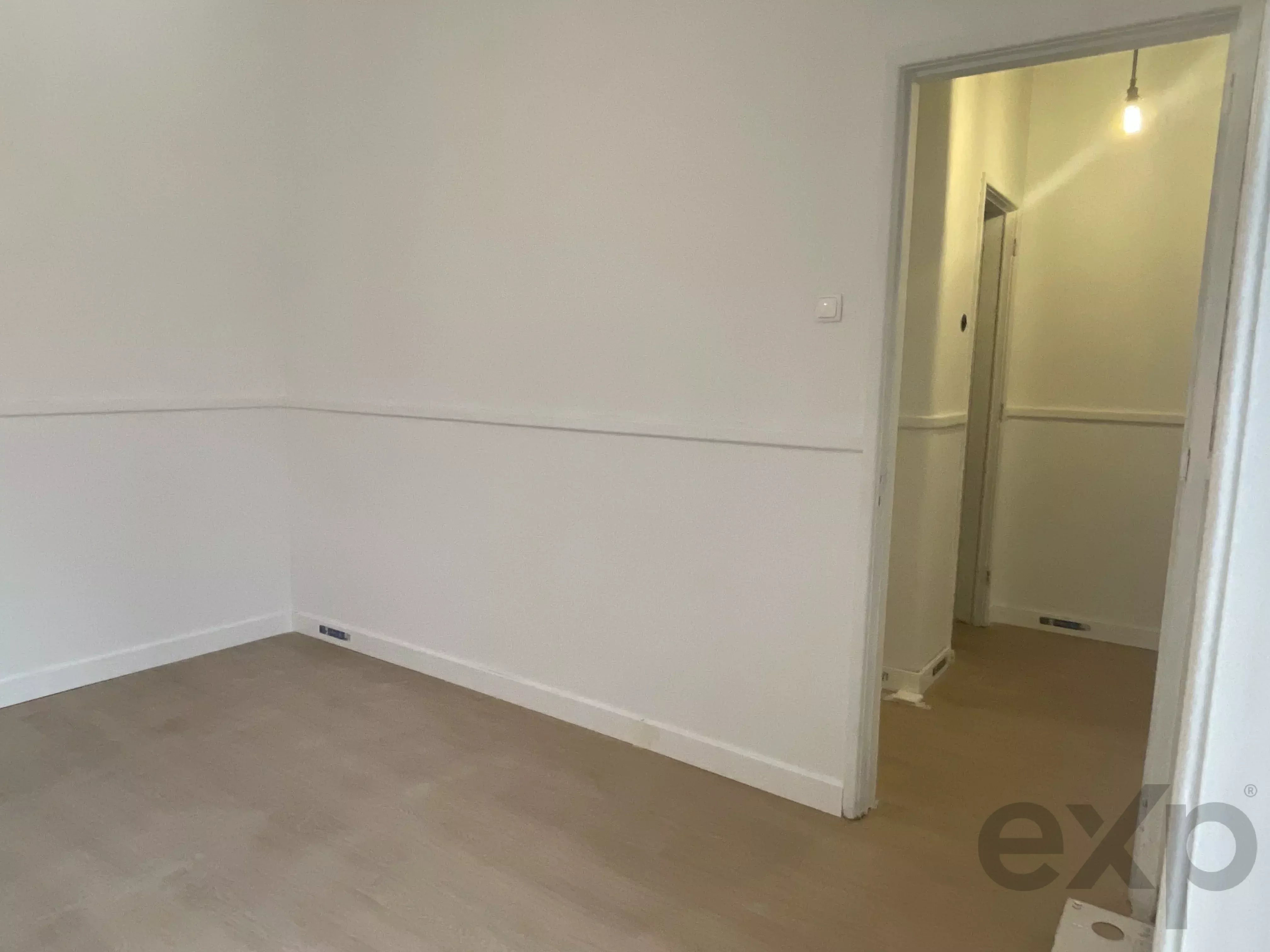T3 com charme e logradouro Para Remodelar – Lisboa 86916807 image 31